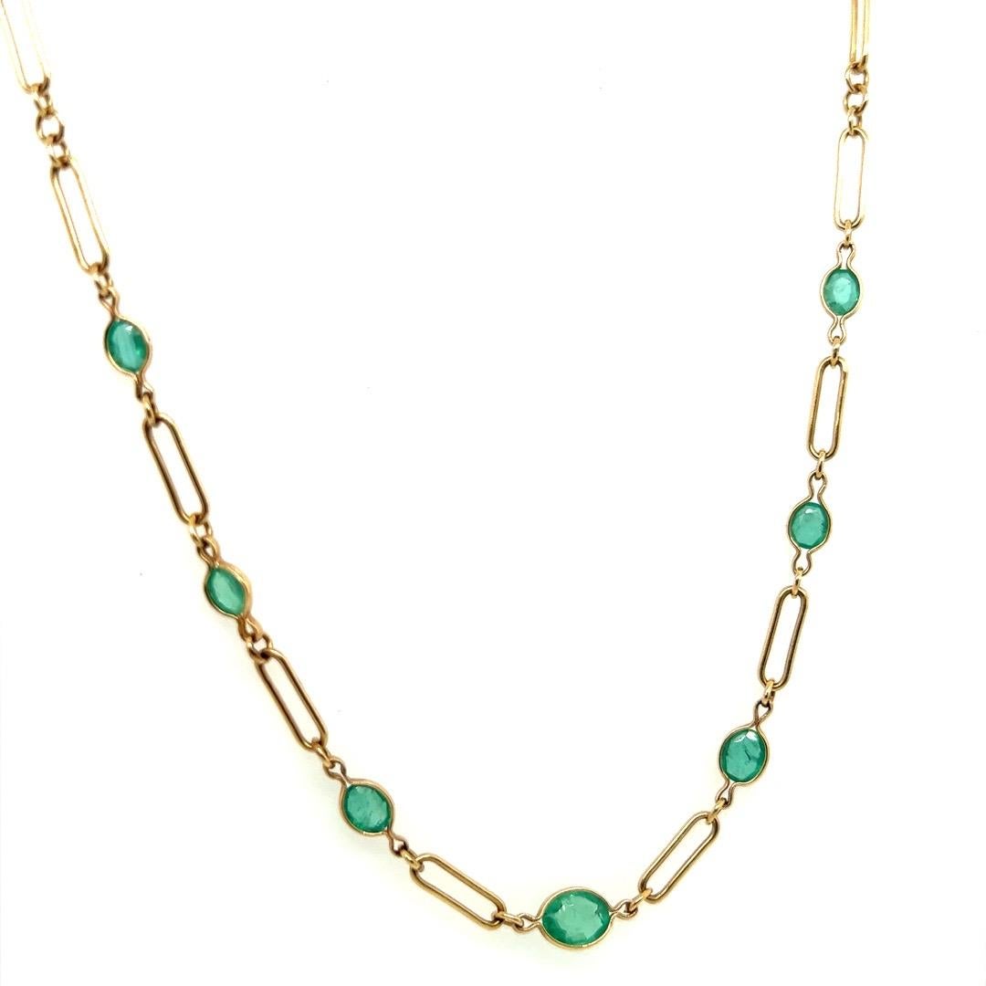 Retro Gold 1 Carat Natural Green Oval Emerald Necklace, Circa 1970 1