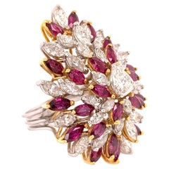Bague cocktail rétro marquise en or 10,50 carats, diamant naturel et rubis, vers 1970