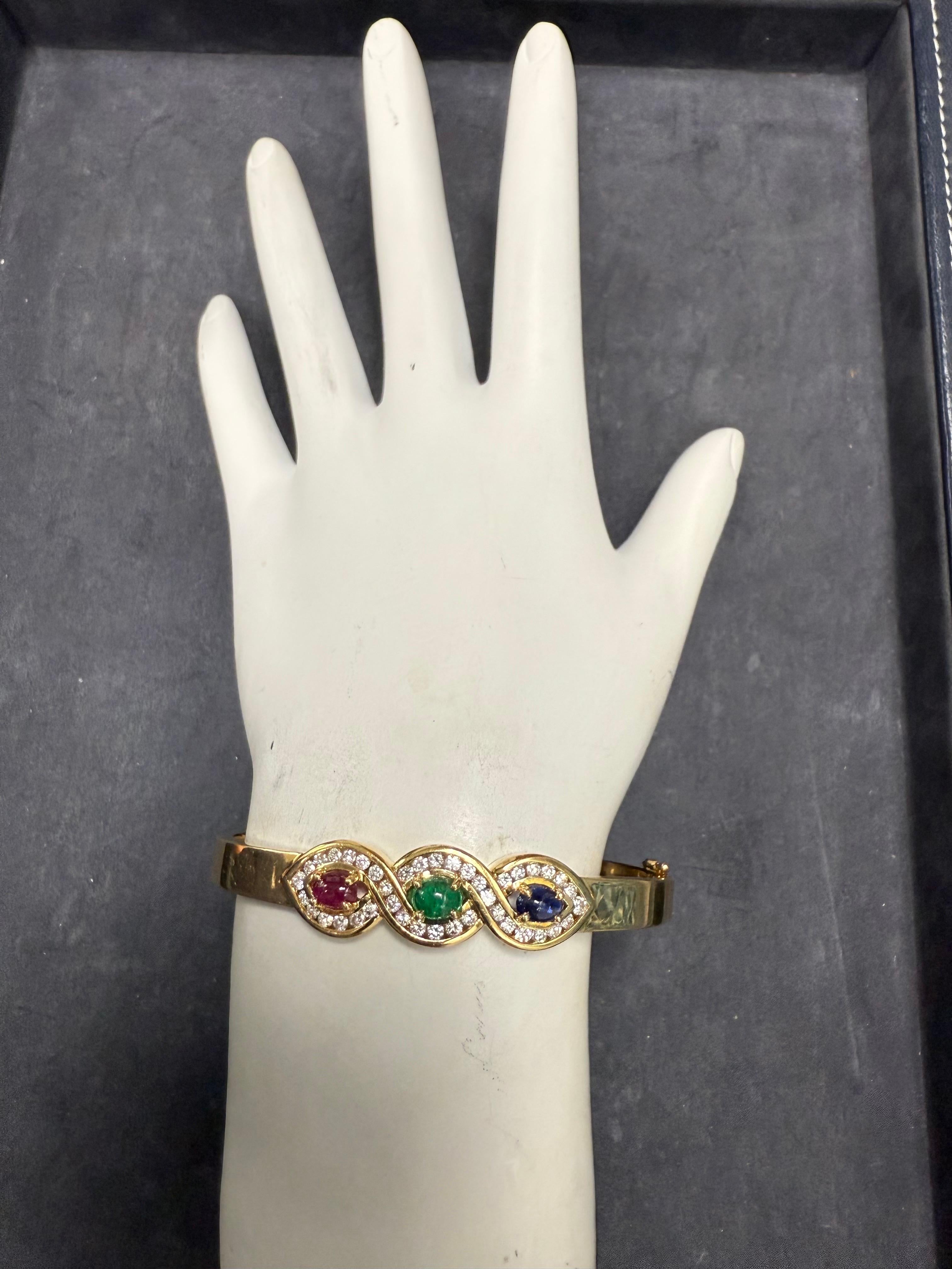 Bracelet rétro en or 1.2 CT Natural Diamond & Multicolor CAB Circa 1980 en vente 2