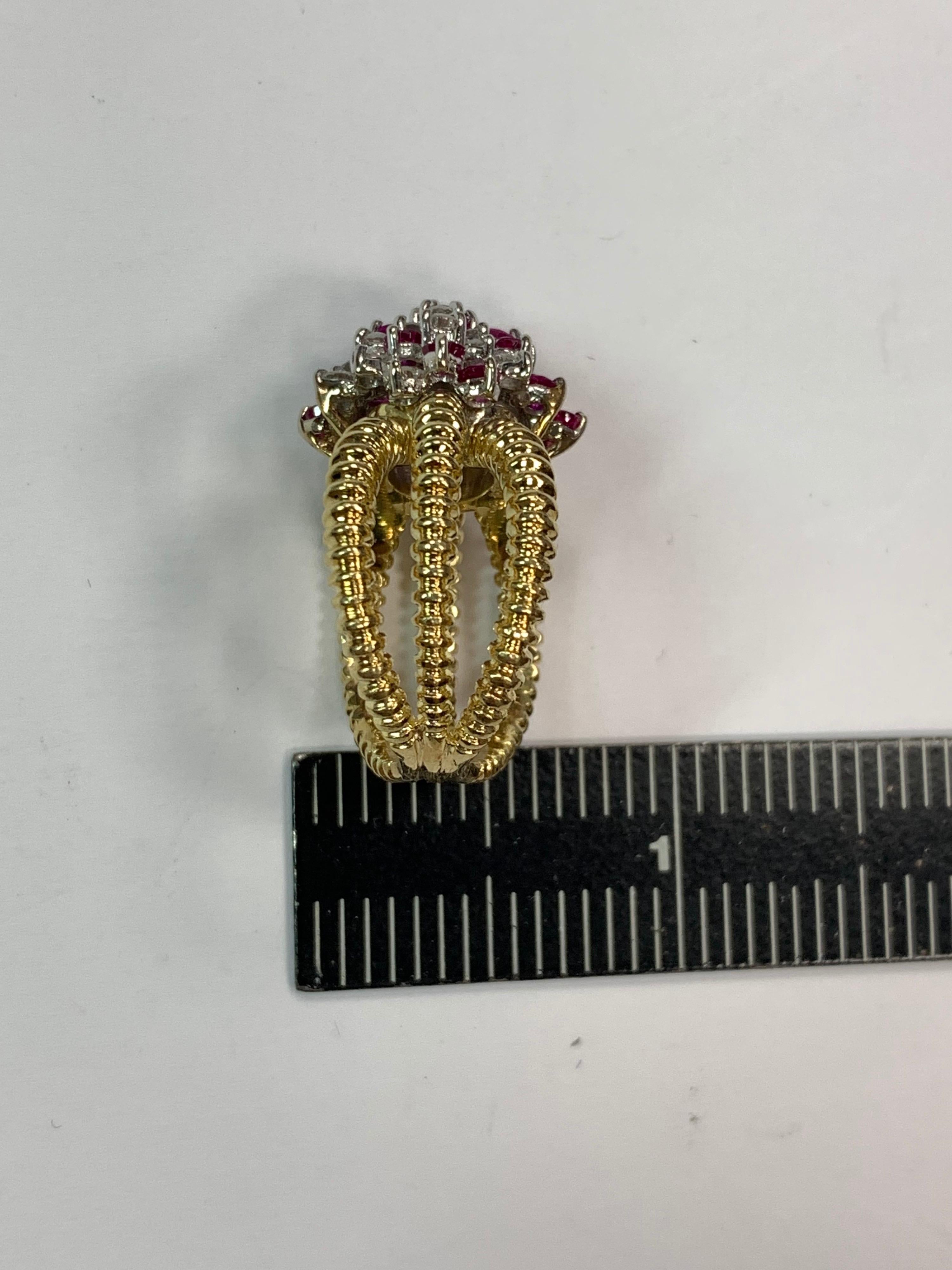 Retro Gold 2 Carat Natural Ruby Gem & Colorless Diamond Cocktail Ring Circa 1960 For Sale 5