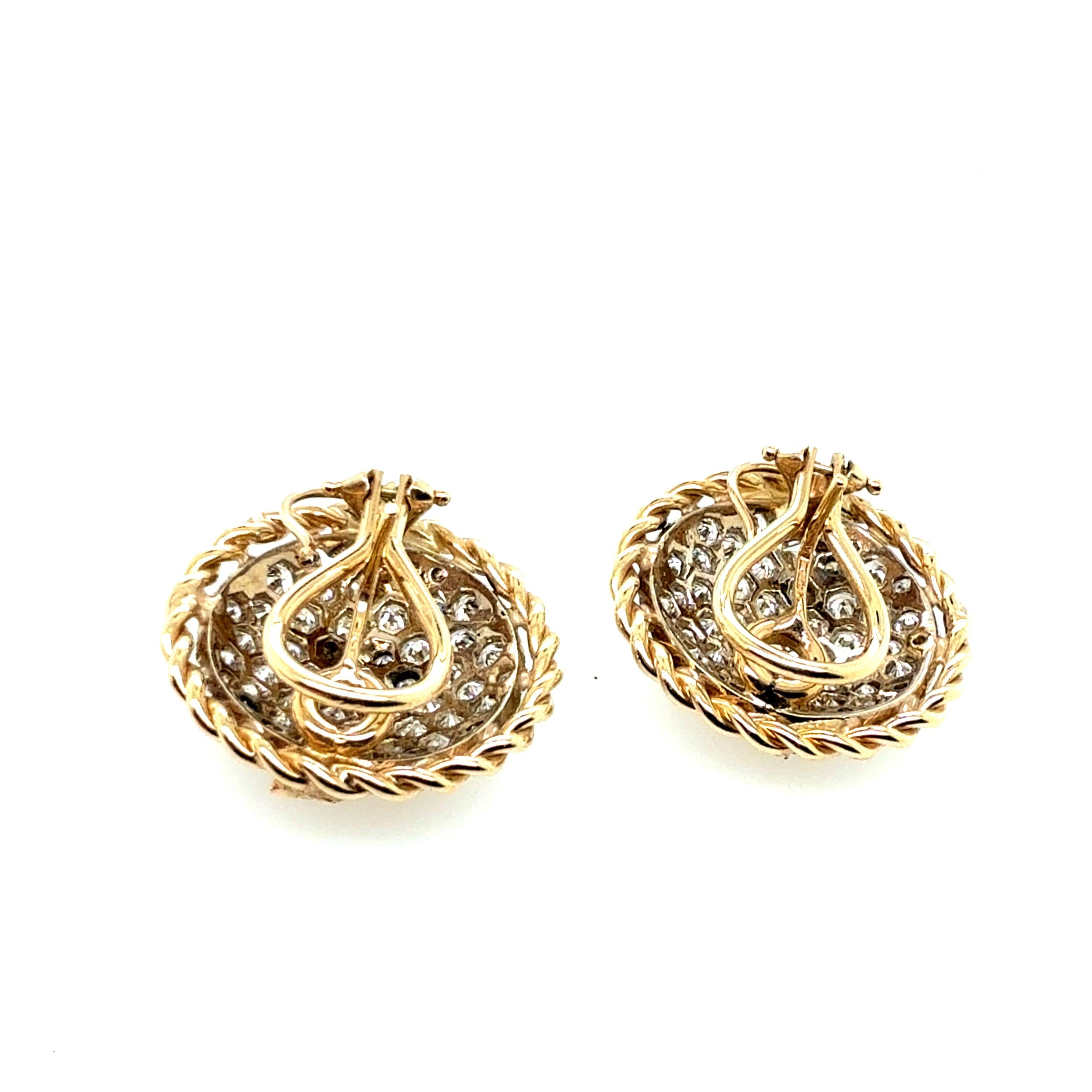 Round Cut Retro Gold 3 Carat Natural Round & Baguette Colorless Diamond Earrings For Sale