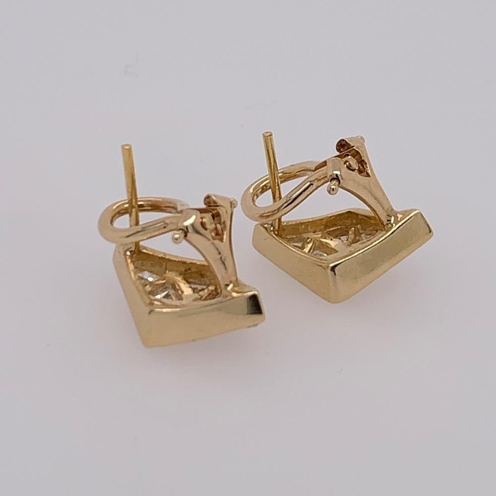 Retro Gold 3.25 Carat Natural Trillion Diamond Earrings, circa 1980 In Good Condition In Los Angeles, CA