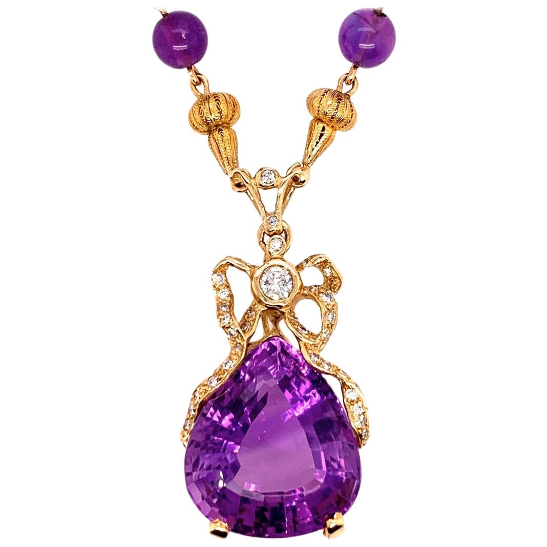 Retro Gold 35 Carat Natural Amethyst and Diamond Pendant Necklace, circa 1960 For Sale
