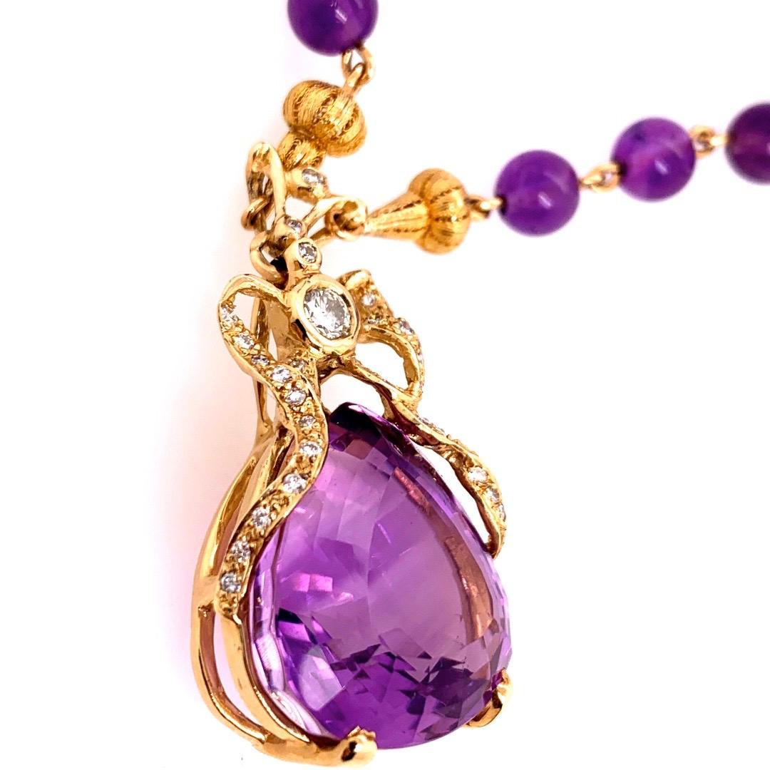 Retro Gold 35 Carat Natural Amethyst and Diamond Pendant Necklace, circa 1960 For Sale 1