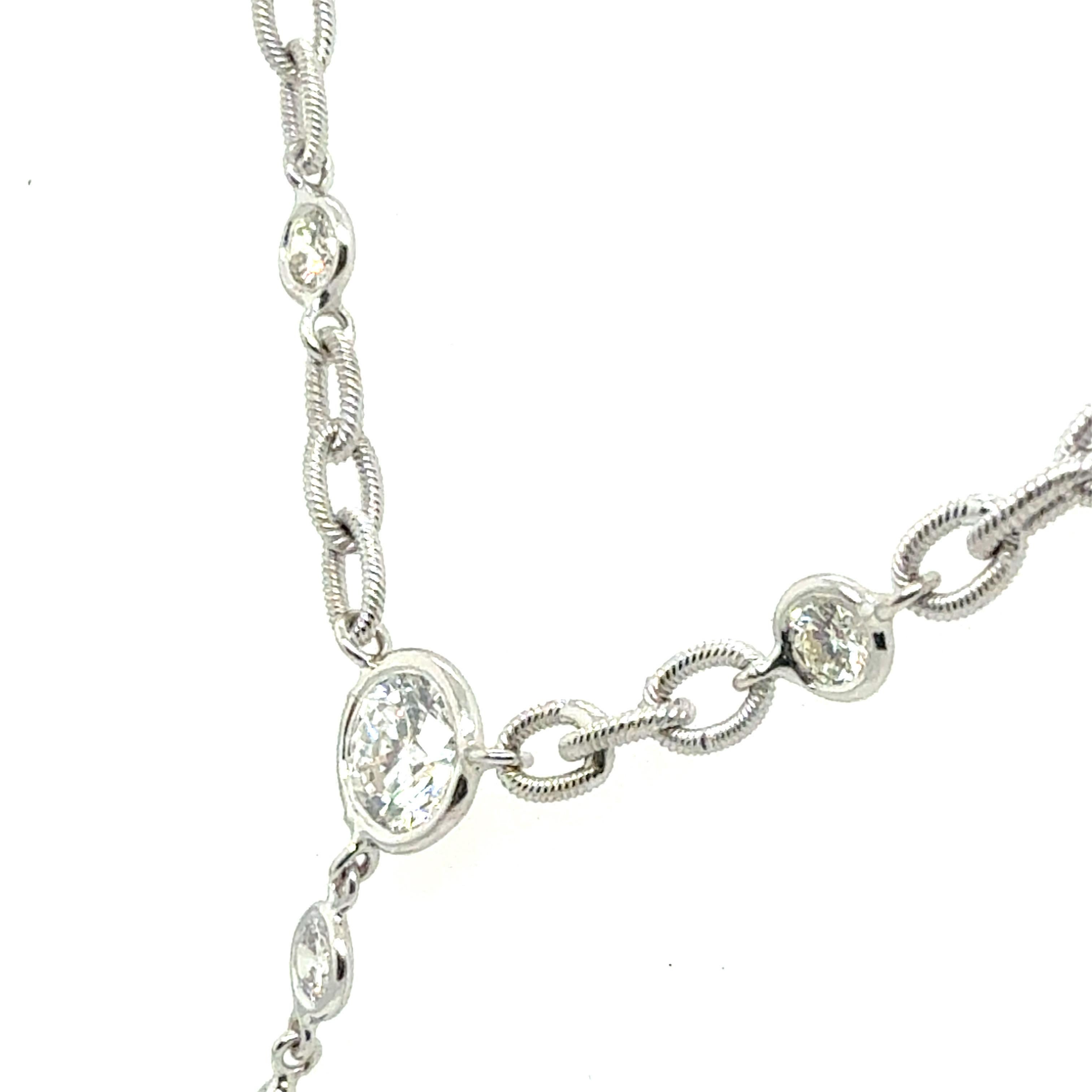 Taglio rotondo Collana in oro retrò con pera e diamanti naturali rotondi certificati GIA da 3,58 carati 1990 in vendita