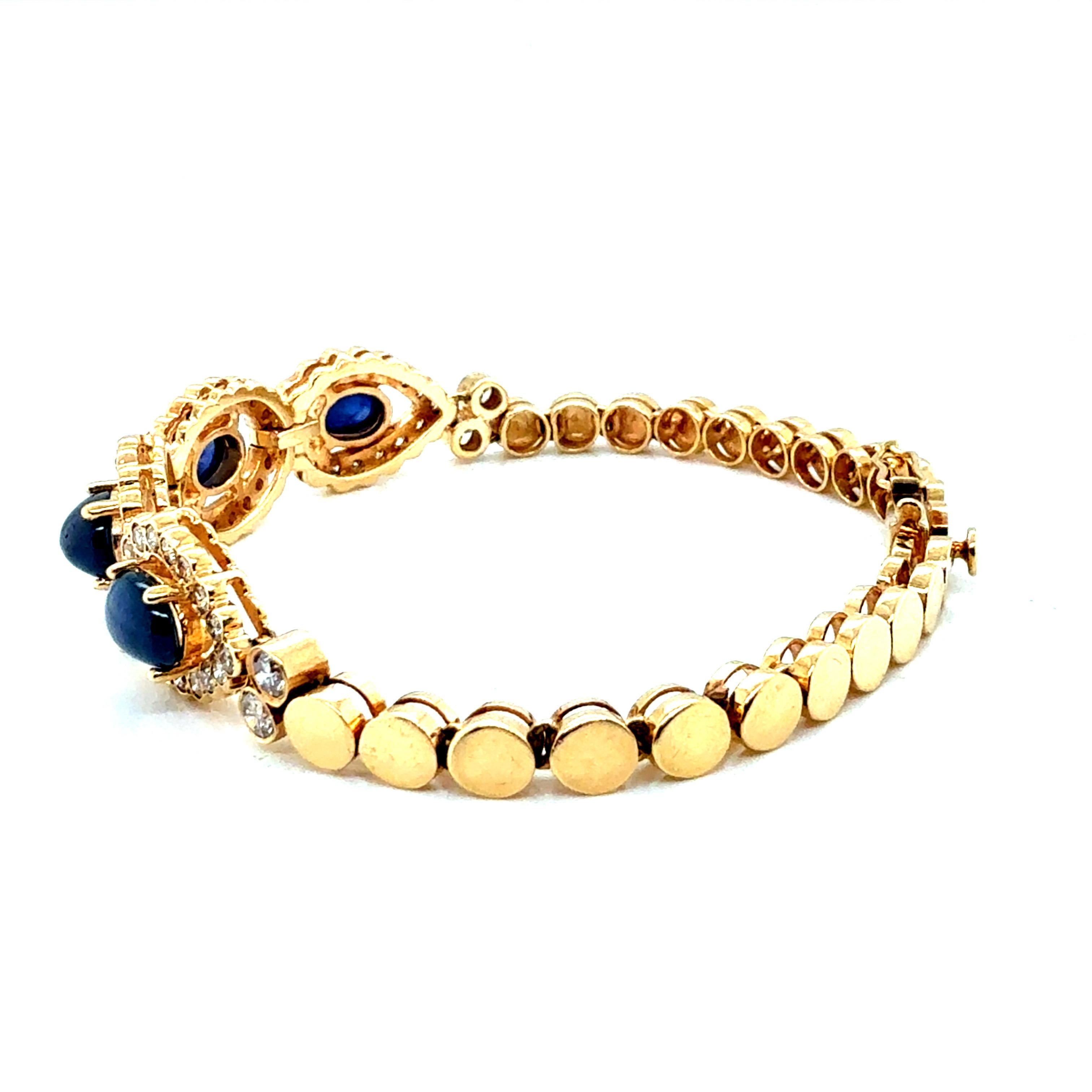 Donna Bracciale Retro in oro con diamanti naturali e zaffiri blu da 6 carati CIRCA 1980 in vendita