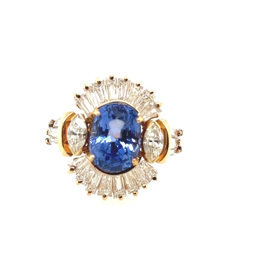 Retro Gold 6.75 Carat Natural Blue Sapphire and Diamond Cocktail Ring Circa 1960 For Sale 6