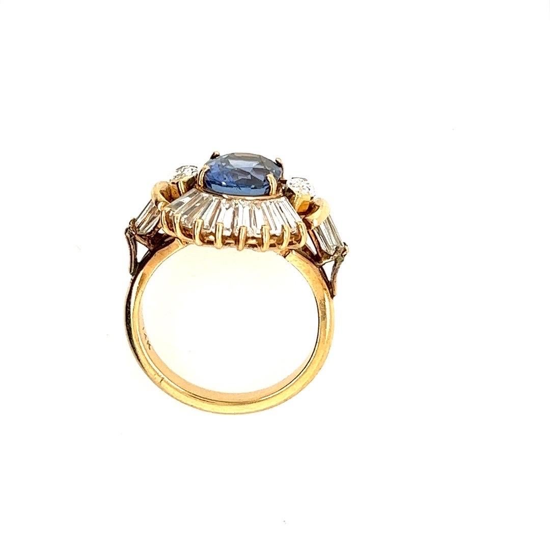 Oval Cut Retro Gold 6.75 Carat Natural Blue Sapphire and Diamond Cocktail Ring Circa 1960 For Sale