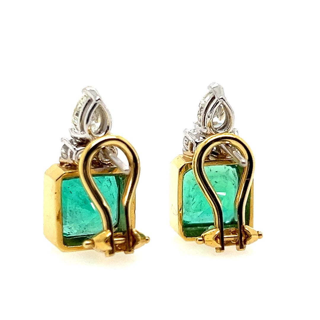 Retro Gold 7.25 Carats GIA Certified Natural Colombian Emerald Diamond Earrings For Sale 2