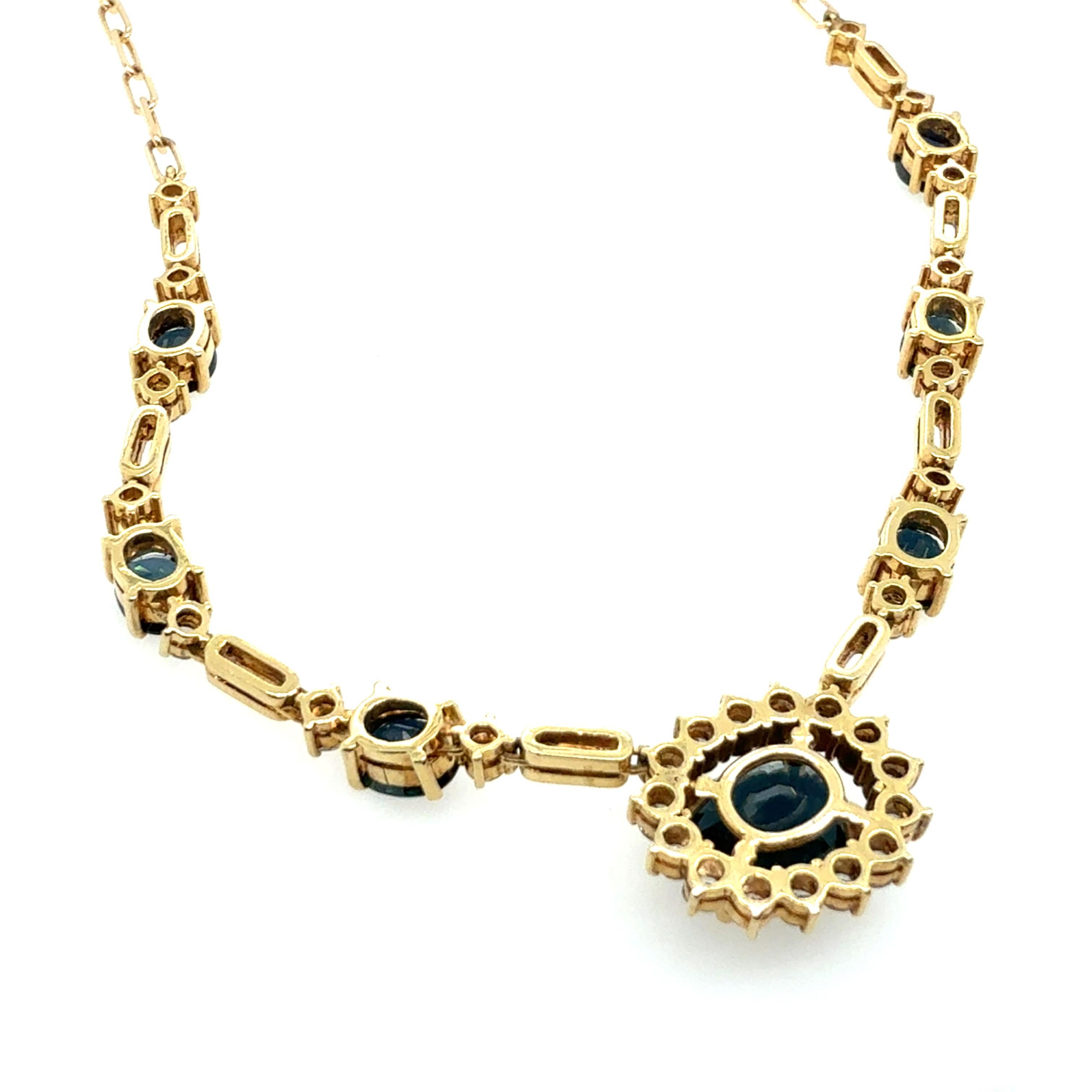 Rétro Collier en or rétro avec 7,55 carats de diamants naturels et saphir bleu royal en vente