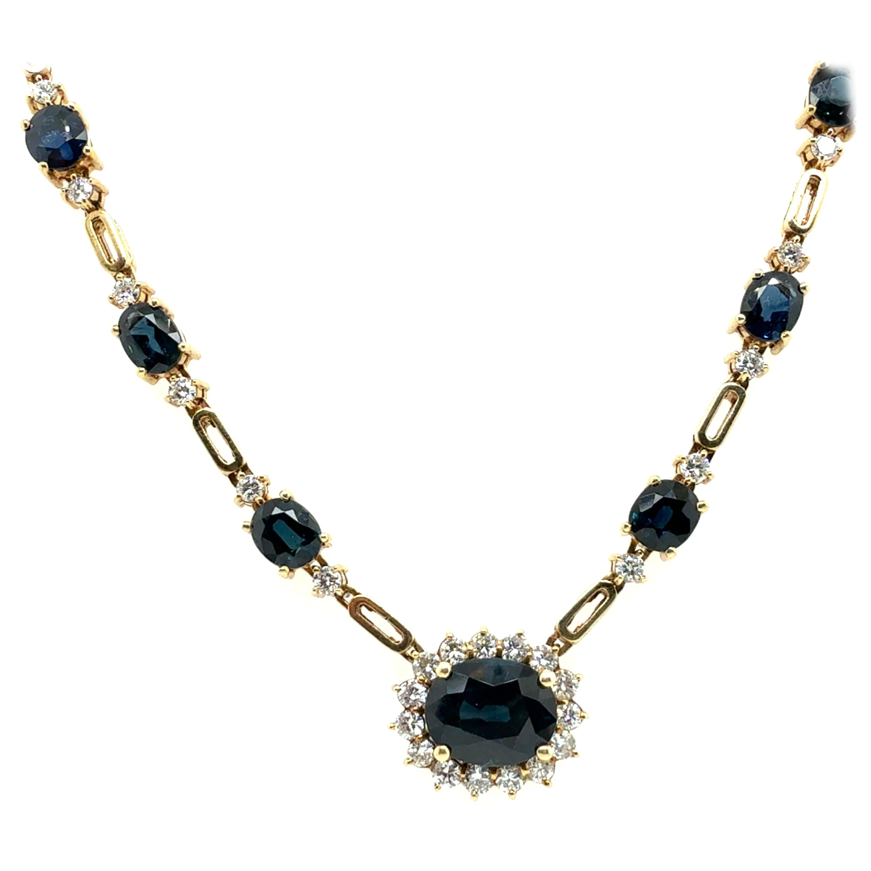 Collier en or rétro avec 7,55 carats de diamants naturels et saphir bleu royal en vente