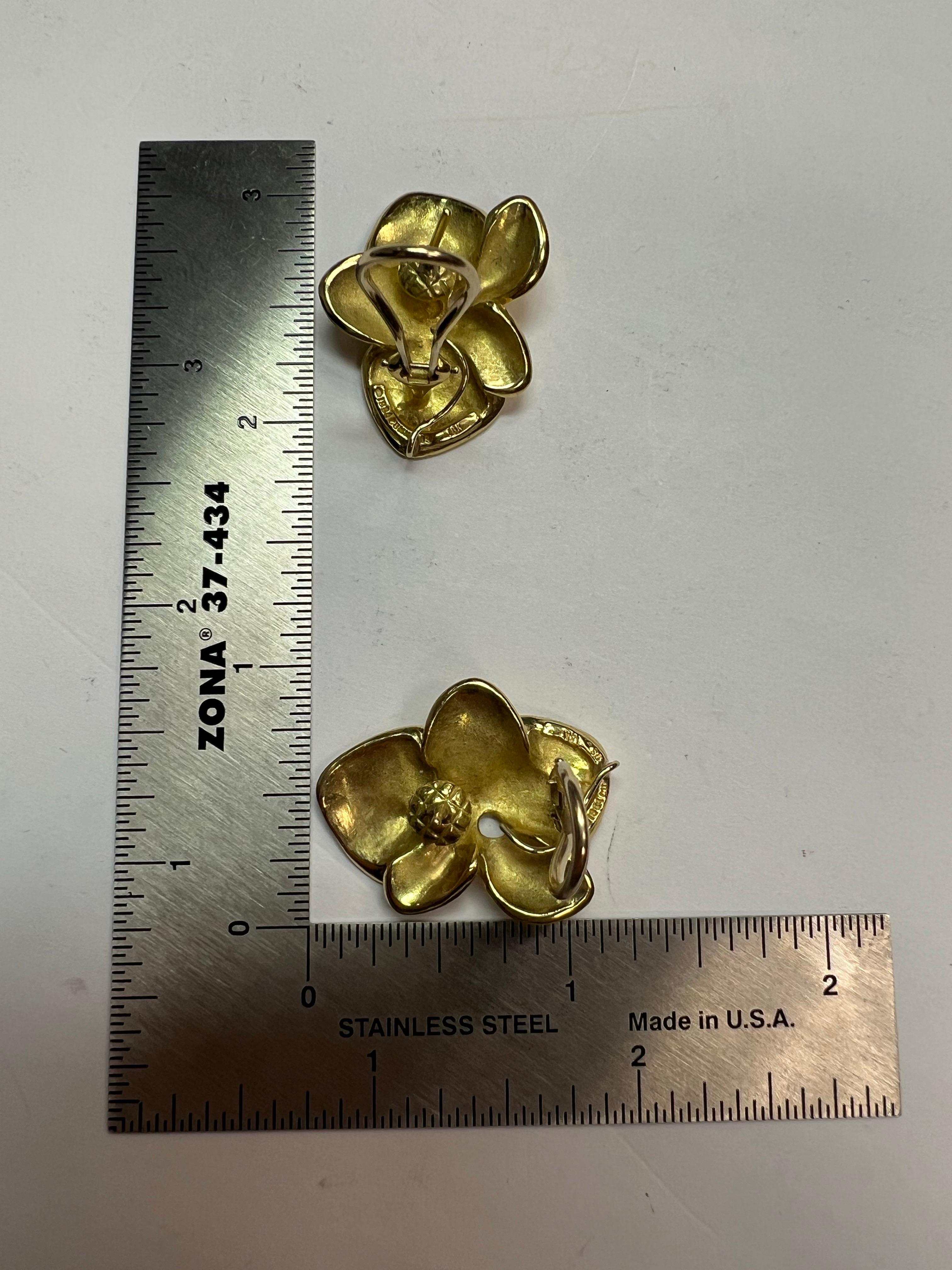 Retro Gold Angela Cummings Floral Orchid Petal Earrings New York Circa 1984 For Sale 5