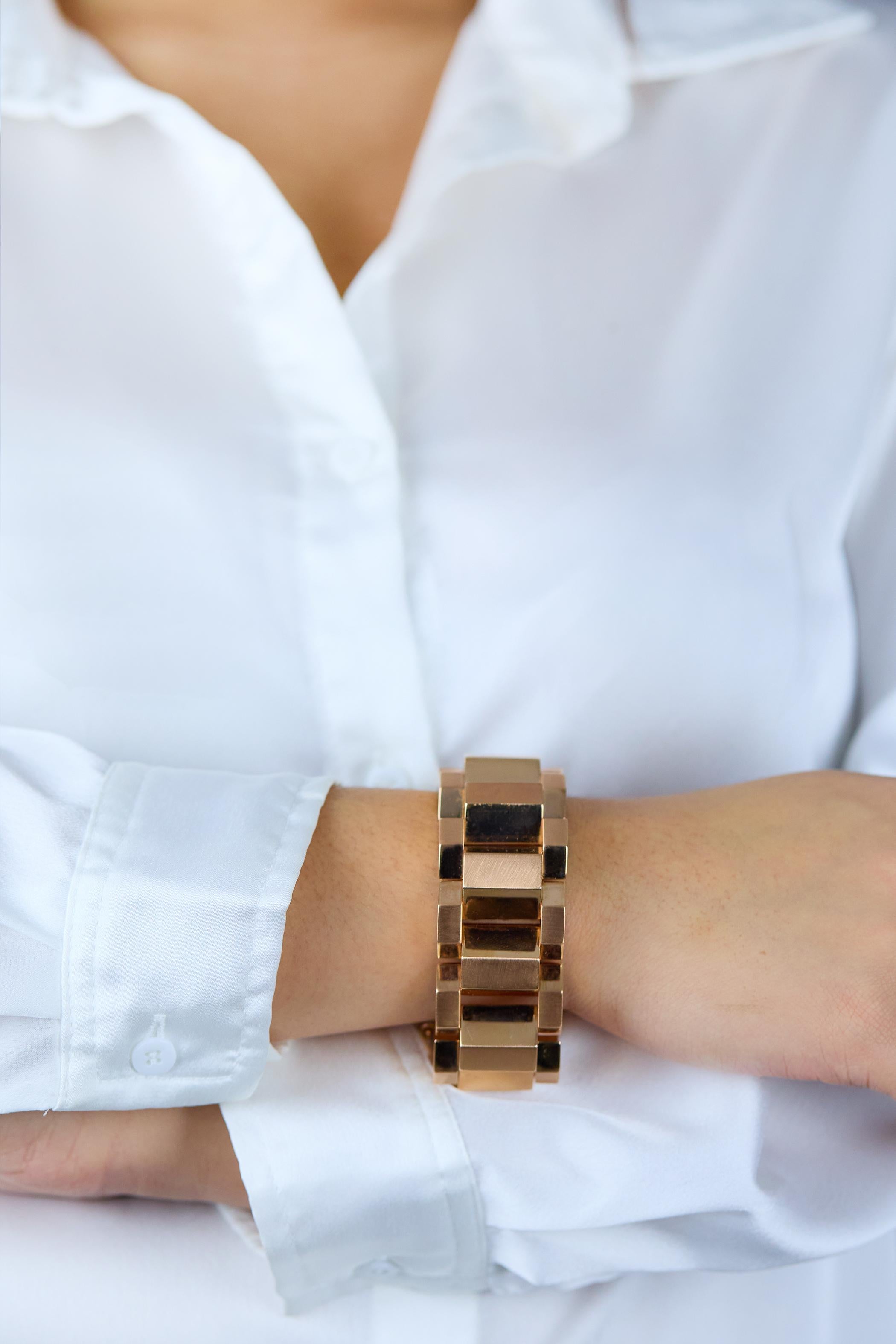 Retro Gold Bar Tank Link Fashion Bracelet in 18K Rose Gold For Sale 2