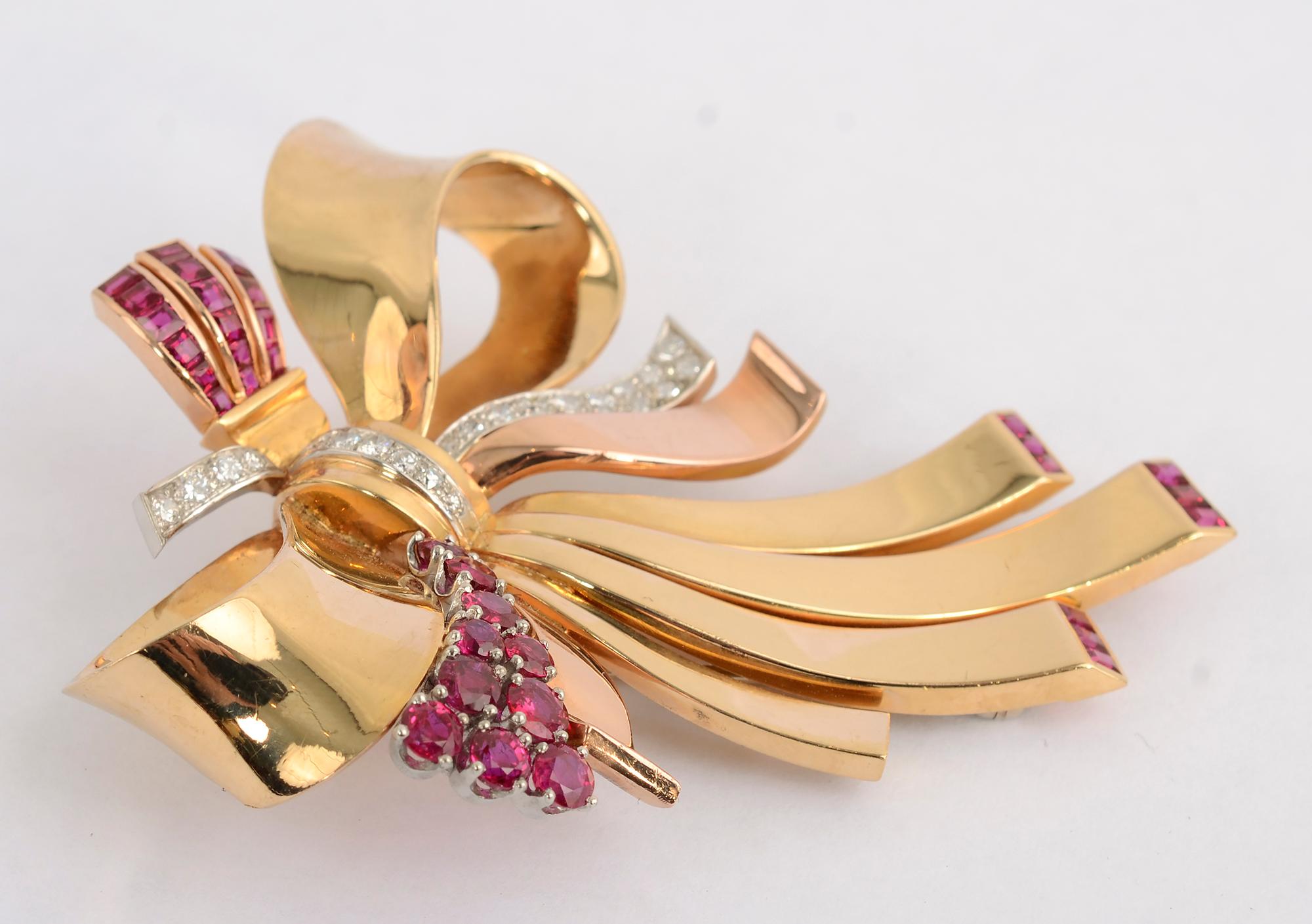 Retro Gold Bow Brooch with Rubies and Diamonds In Excellent Condition In Darnestown, MD