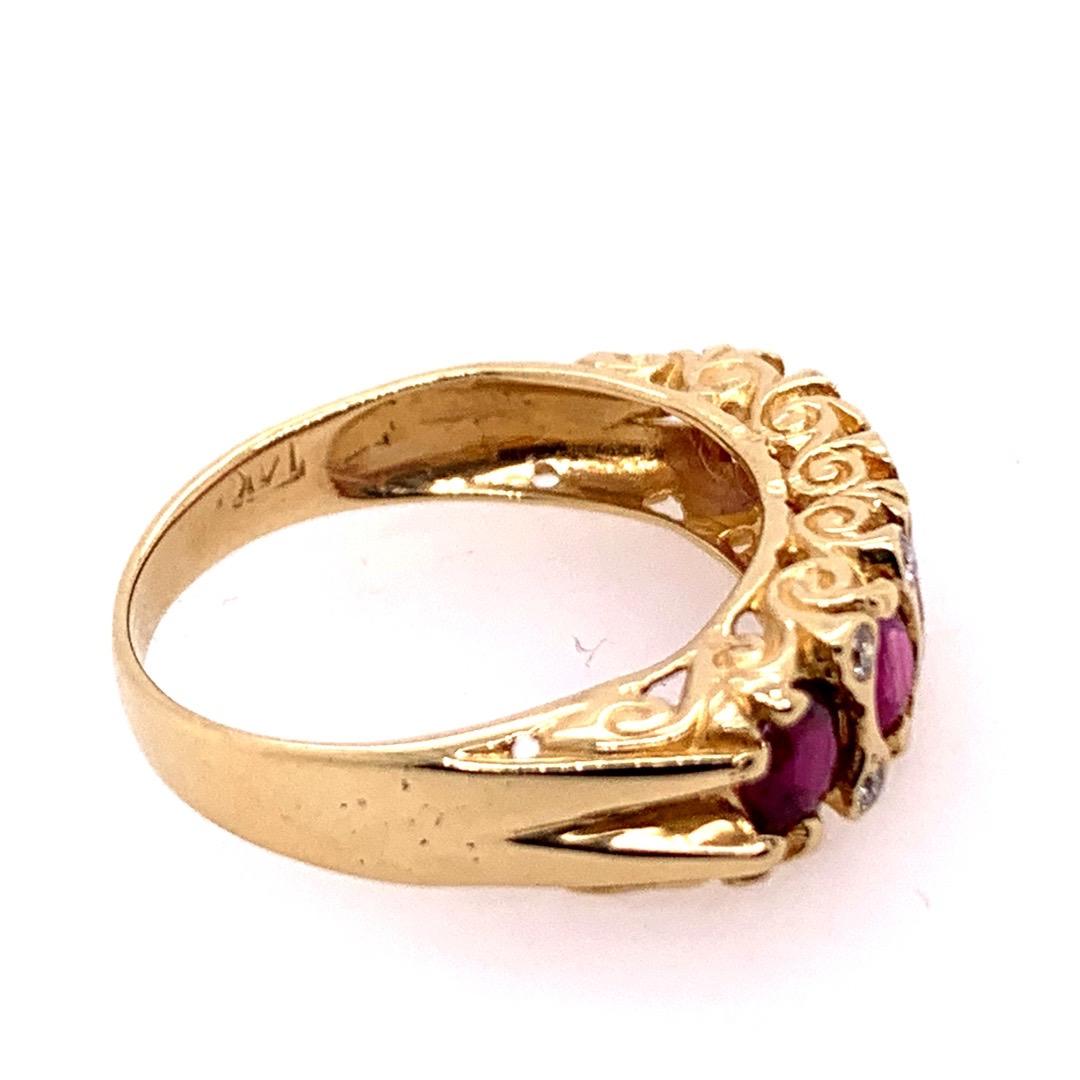 Retro Gold Cocktail Ring 1.10 Carat Round Natural Ruby & Diamond Gem circa 1960 In Good Condition For Sale In Los Angeles, CA