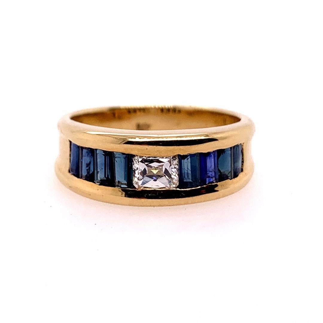 Retro Gold Cocktail Ring 1.4 Carat Natural Radiant Diamond and Sapphire Gem 1950 For Sale 4