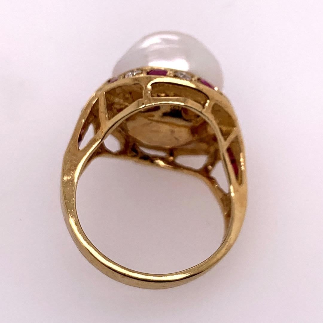 Retro Gold Cocktail Ring 1.4 Carat Natural Ruby, Diamond and Pearl, circa 1950 In Good Condition For Sale In Los Angeles, CA
