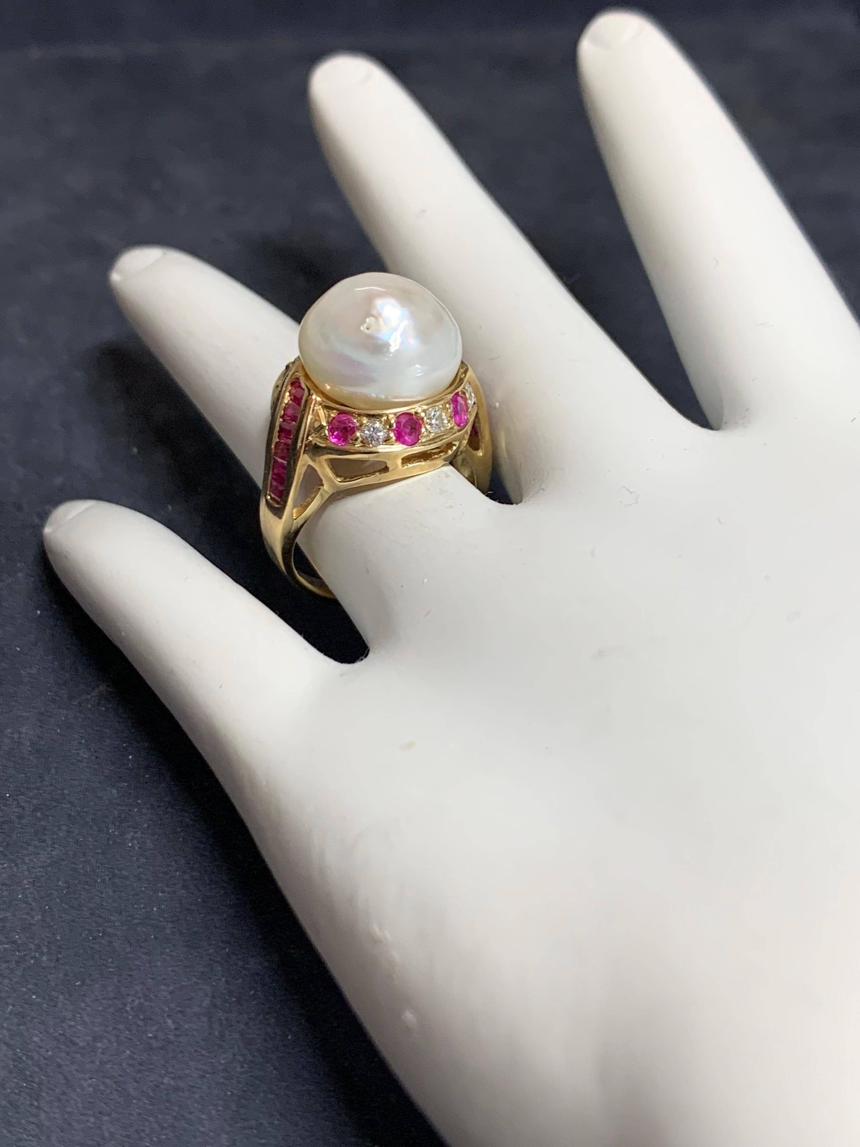 Retro Gold Cocktail Ring 1.4 Carat Natural Ruby, Diamond and Pearl, circa 1950 For Sale 1