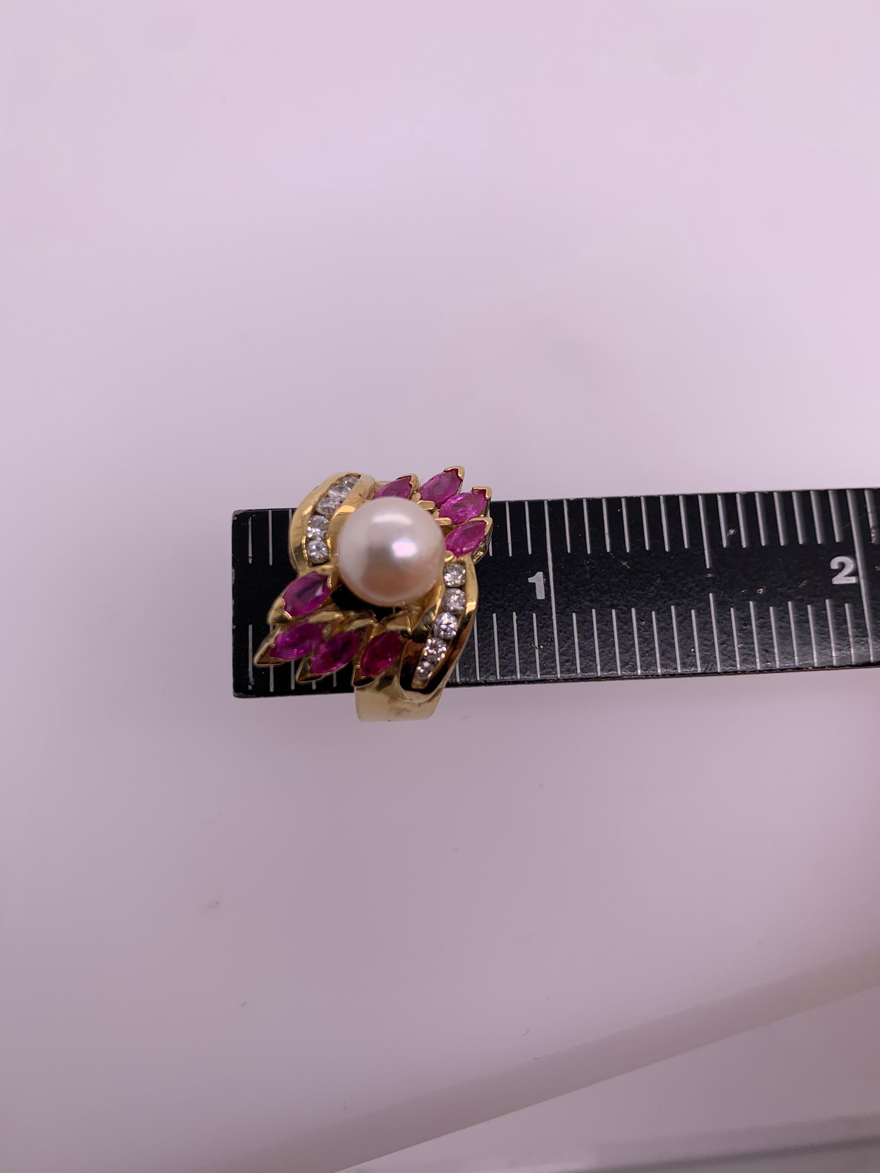 Women's Retro Gold Cocktail Ring 1.50 Carat Natural Ruby, Diamond and Pearl, circa 1960 For Sale