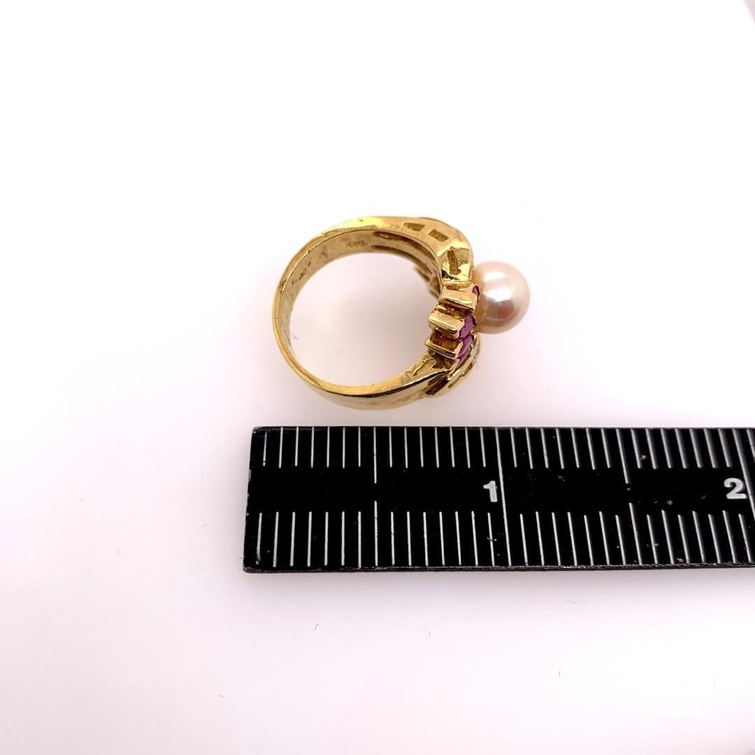 Retro Gold Cocktail Ring 1.50 Carat Natural Ruby, Diamond and Pearl, circa 1960 For Sale 4