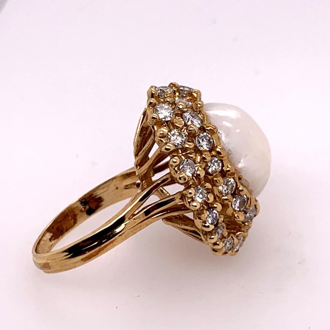 Retro Gold Cocktail Ring 1.8 Carat Natural Colorless Diamond & Pearl, circa 1950 For Sale 3