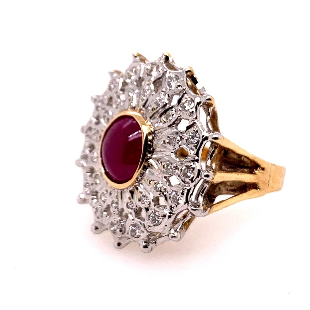 Retro Gold Cocktail Ring 2.40 Carat Natural Cabochon Ruby and Diamond circa 1960 For Sale 2