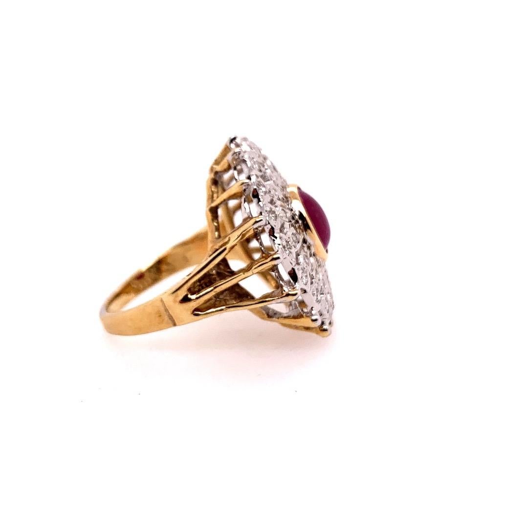 Retro Gold Cocktail Ring 2.40 Carat Natural Cabochon Ruby and Diamond circa 1960 For Sale 4