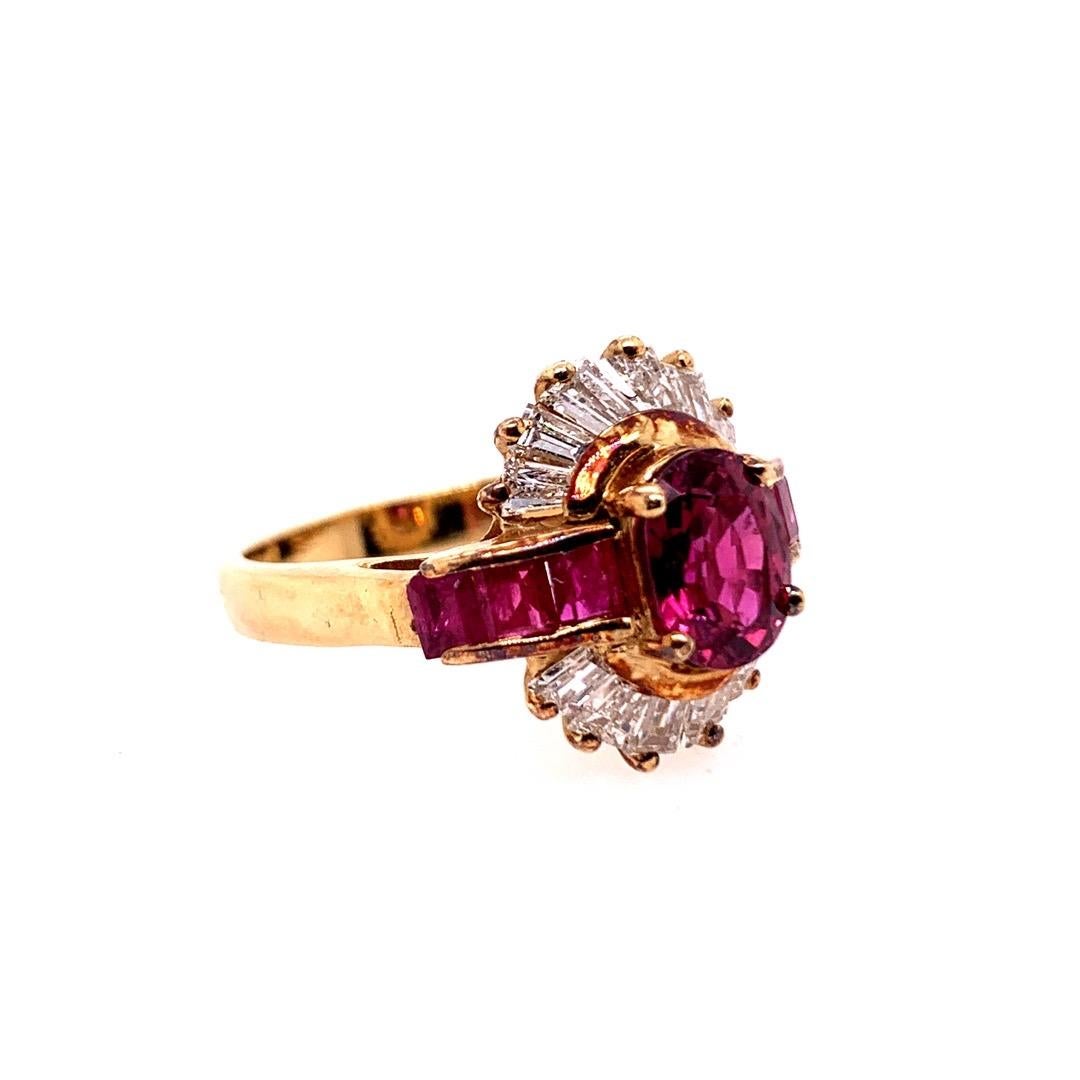 Women's Retro Gold Cocktail Ring 3.25 Carat Natural Oval Gem Ruby and Diamond circa 1950 For Sale