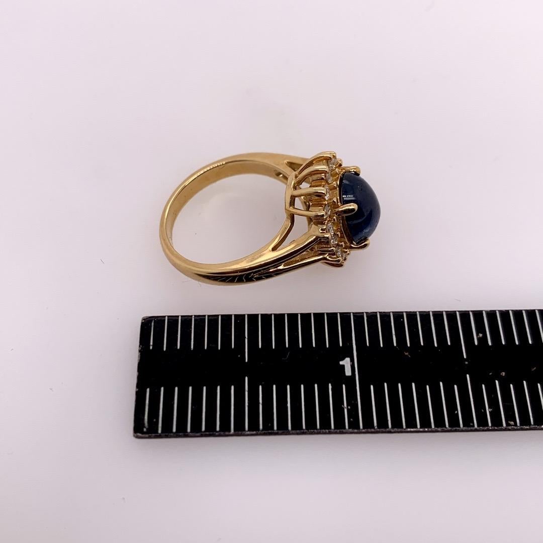 Retro Gold Cocktail Ring 4.50 Carat Natural Blue Sapphire and Diamond circa 1960 For Sale 7