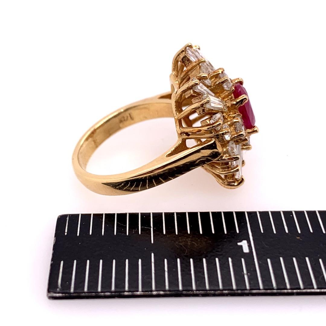 Retro Gold Cocktail Ring 4.5 Carat Natural Ruby and Baguette Diamond, circa 1960 For Sale 3