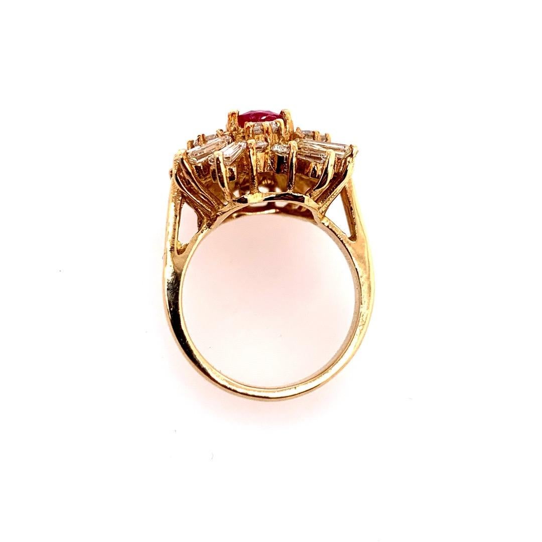 Retro Gold Cocktail Ring 4.5 Carat Natural Ruby and Baguette Diamond, circa 1960 For Sale 2