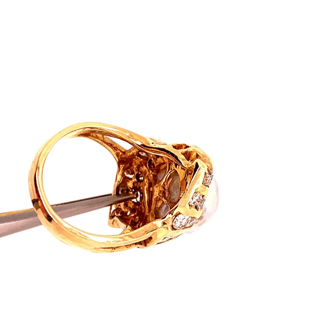 Retro Gold Cocktail Ring Natural 0.35 Carat Diamond & Carved Onyx, circa 1950 For Sale 7