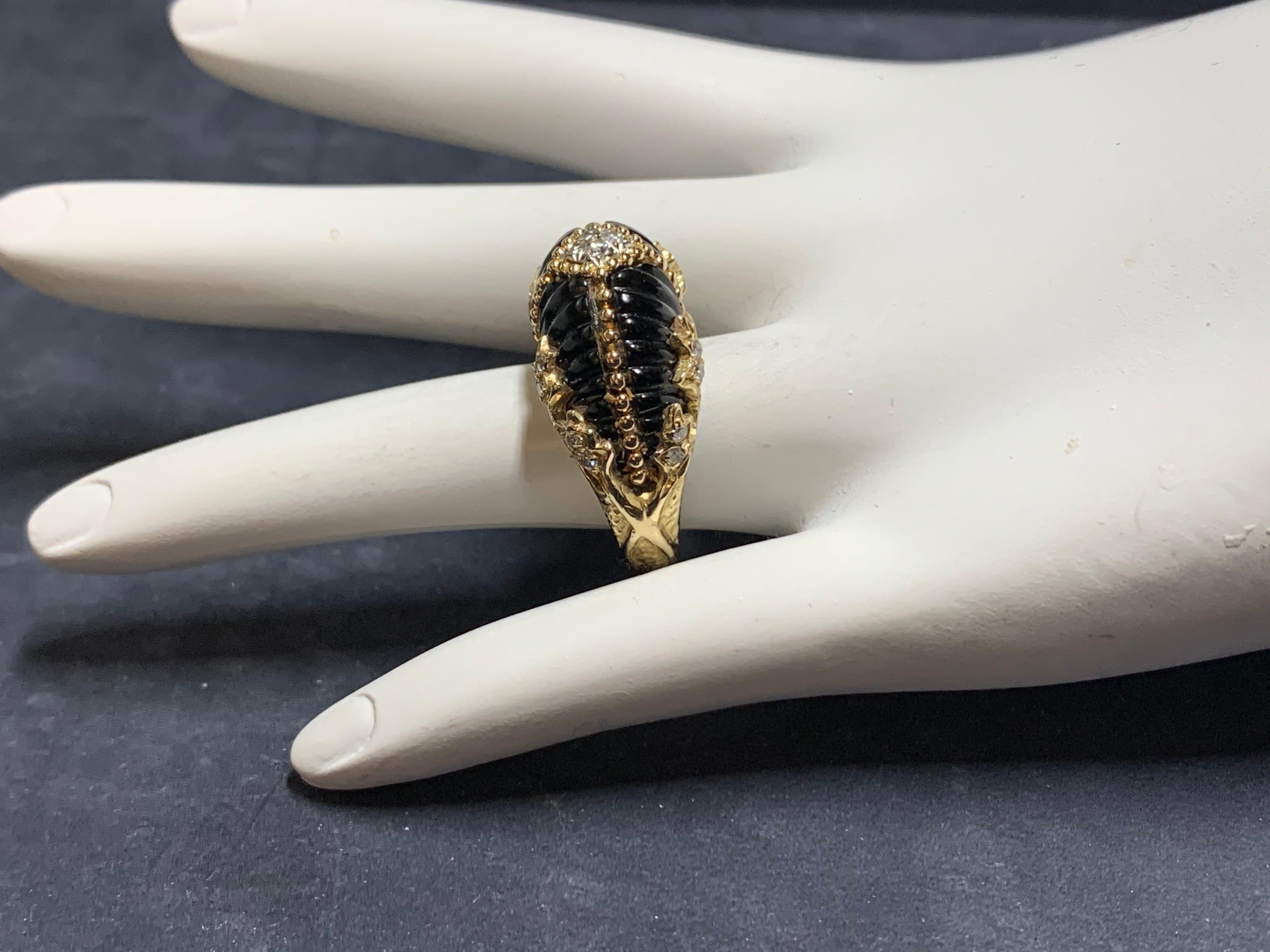 Women's Retro Gold Cocktail Ring Natural 0.35 Carat Diamond & Carved Onyx, circa 1950 For Sale
