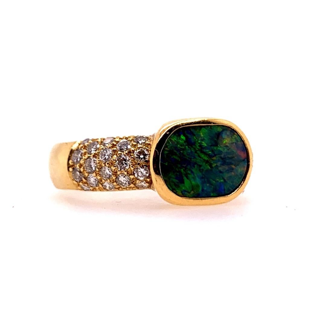 Retro Gold Cocktail Ring Natural 1 Carat G VS Diamond & Opal Gemstone circa 1960 For Sale 6