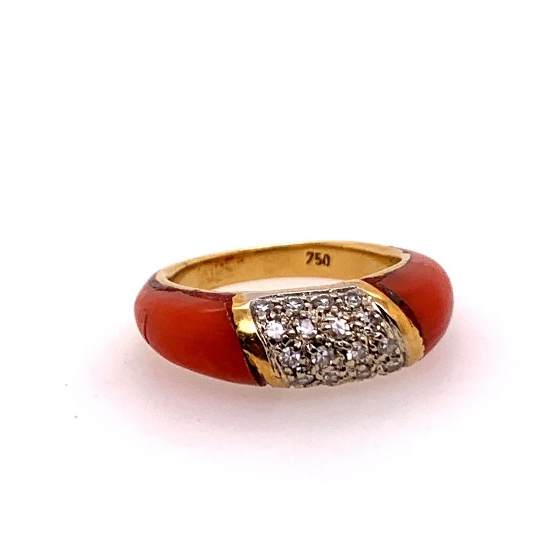 Round Cut Retro Gold Cocktail Ring Natural Coral & 0.55 Carat Diamond Handmade circa 1950 For Sale