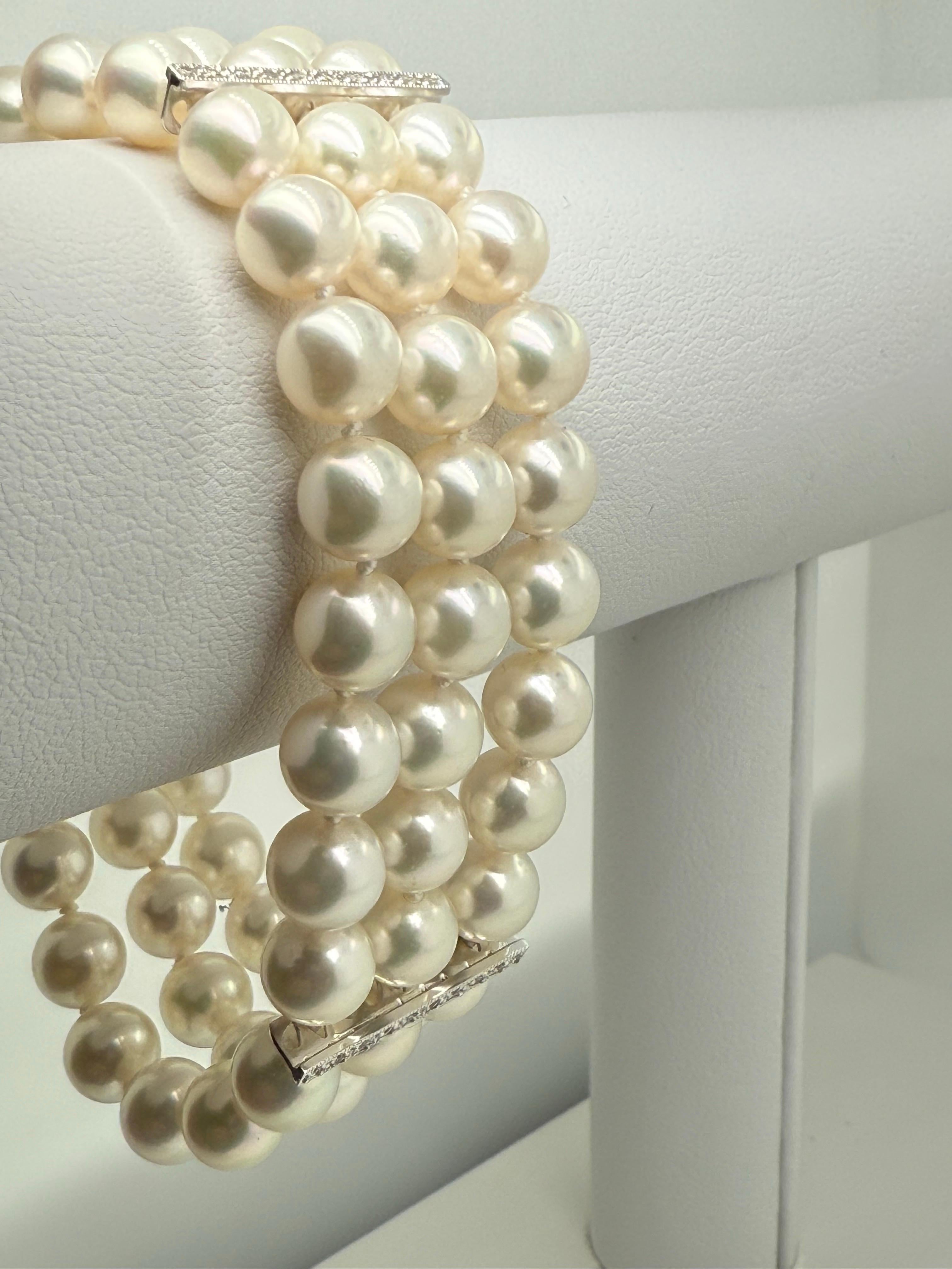 Bracciale retrò in oro con perle Akoya coltivate da 7 pollici e chiusura con diamanti naturali da 0,8 carati In condizioni buone in vendita a Los Angeles, CA