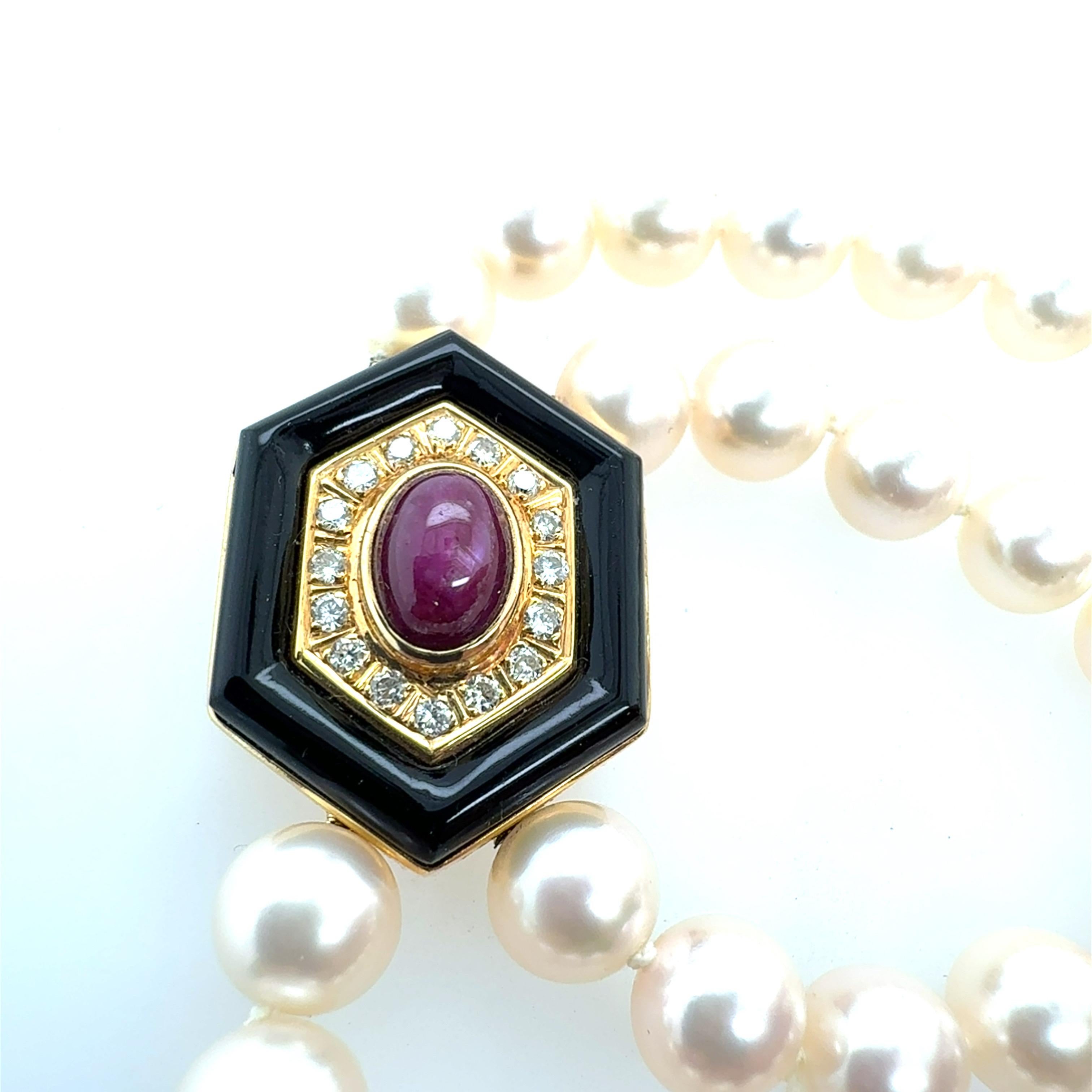 Retro Gold Double Row Pearl Onyx 0.4ct Natural Diamond Ruby CAB Necklace 1980 For Sale 1