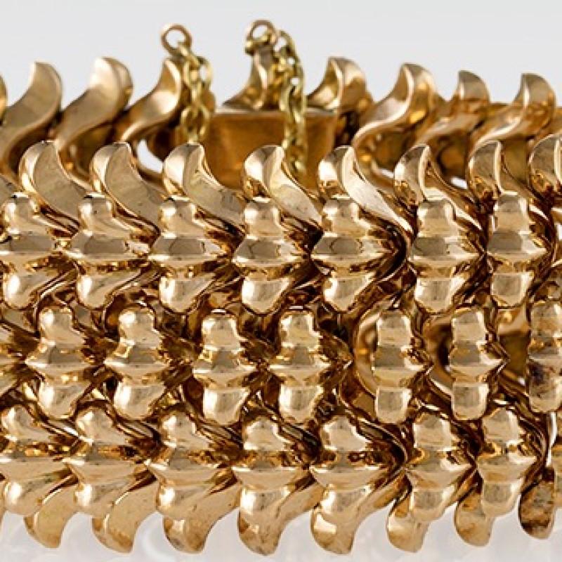 Women's Retro Gold Flexible Bracelet For Sale