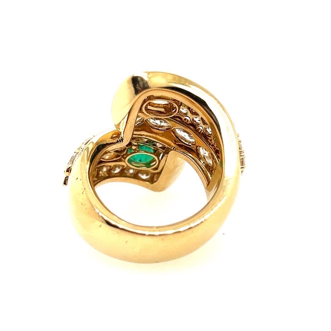 Retro Gold GIA Certified 7.4 Carat Natural Emerald & Diamond Cocktail Ring, 1960 For Sale 3