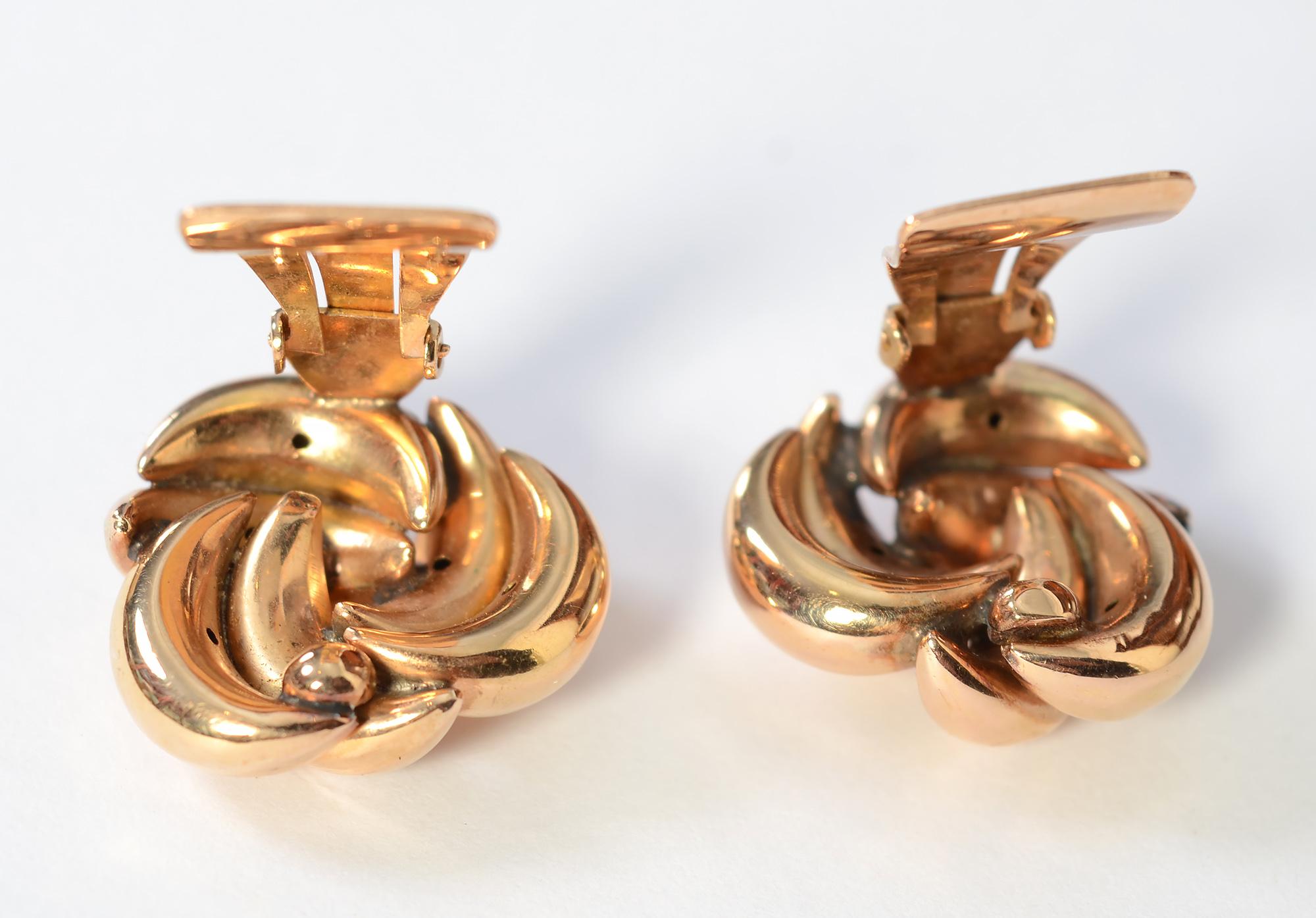 Retro Gold-Knoten-Ohrringe für Damen oder Herren im Angebot