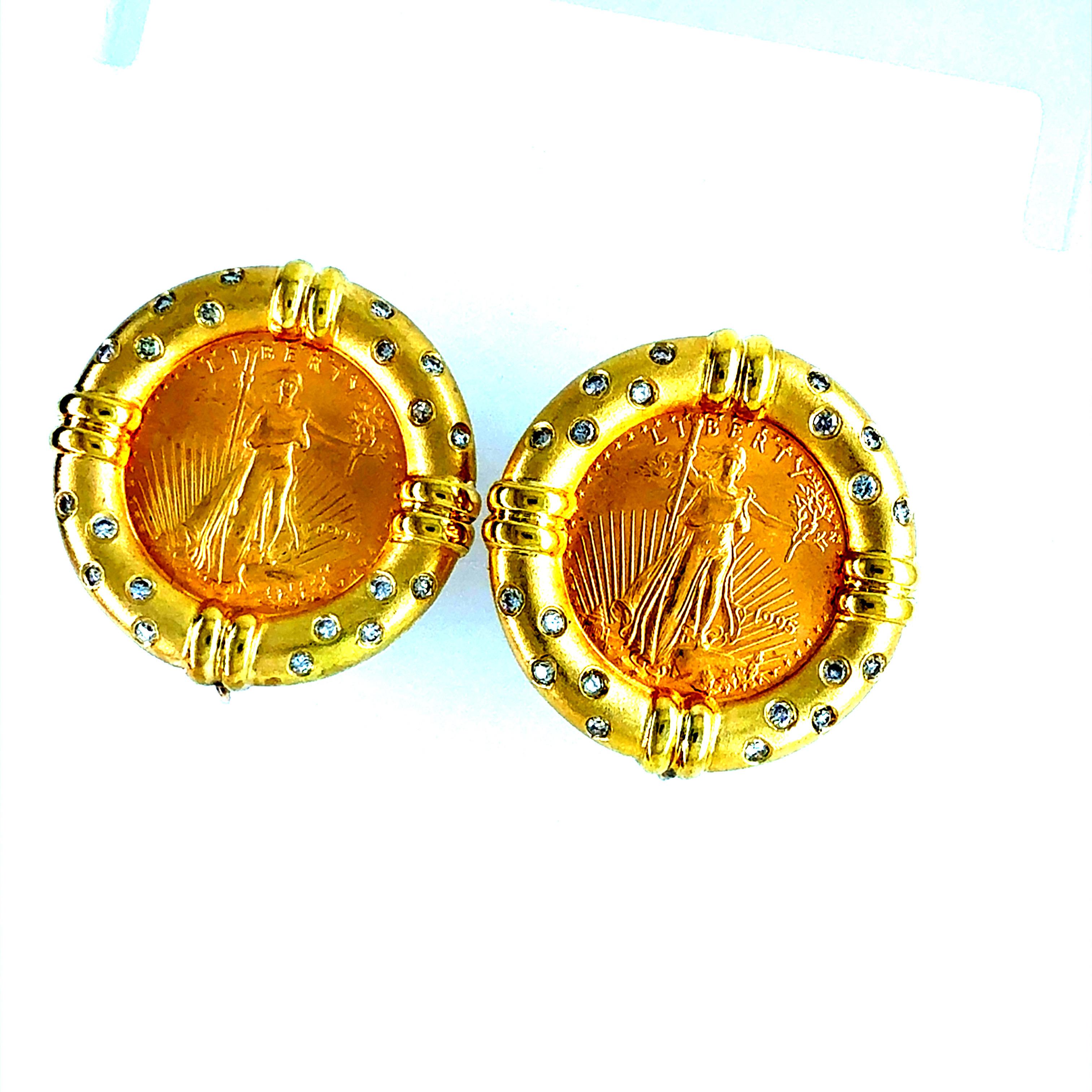 Boucles d'oreilles en or rétro pièce de la liberté 1/10 oz et diamant naturel 0,4 carat Circa 1980 Bon état - En vente à Los Angeles, CA