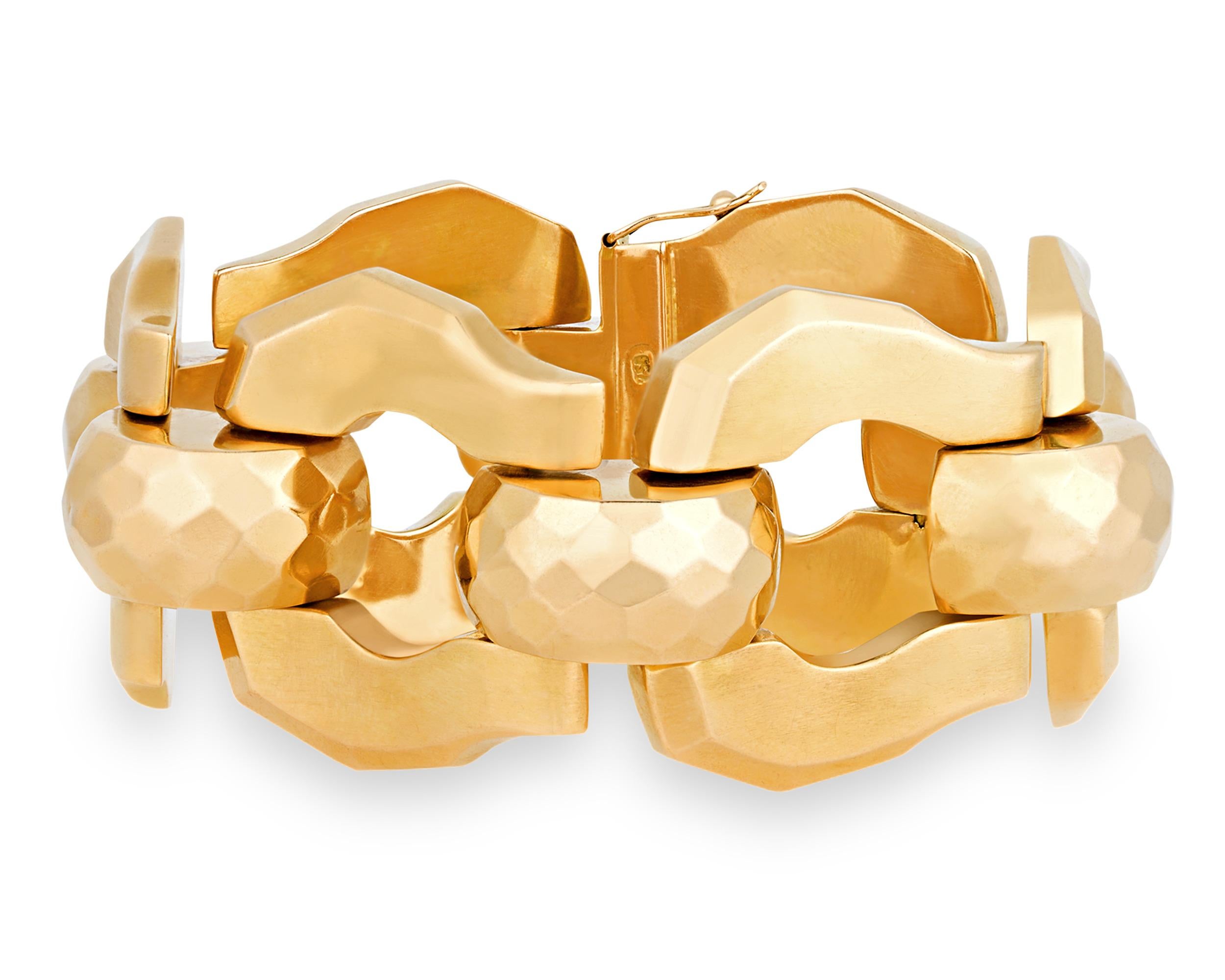 Iconic Steel Link Bracelet in Gold