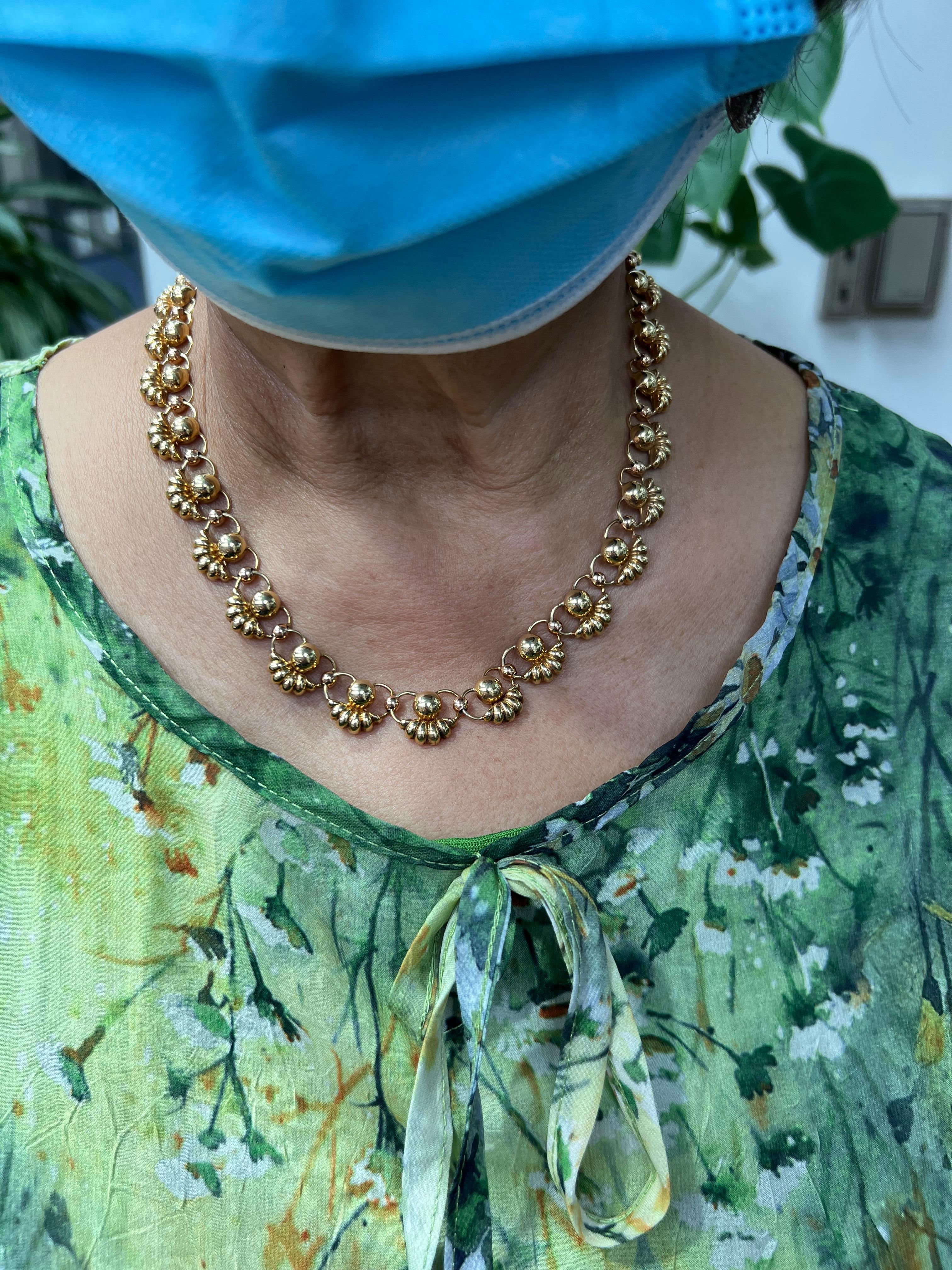 Retro Gold Link Necklace In Good Condition For Sale In Los Angeles, CA