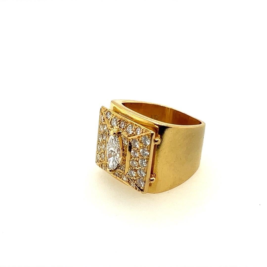 Retro Gold Mens 1.67 Carat Natural Marquise and Round Diamond Cocktail Ring 1970 For Sale 3
