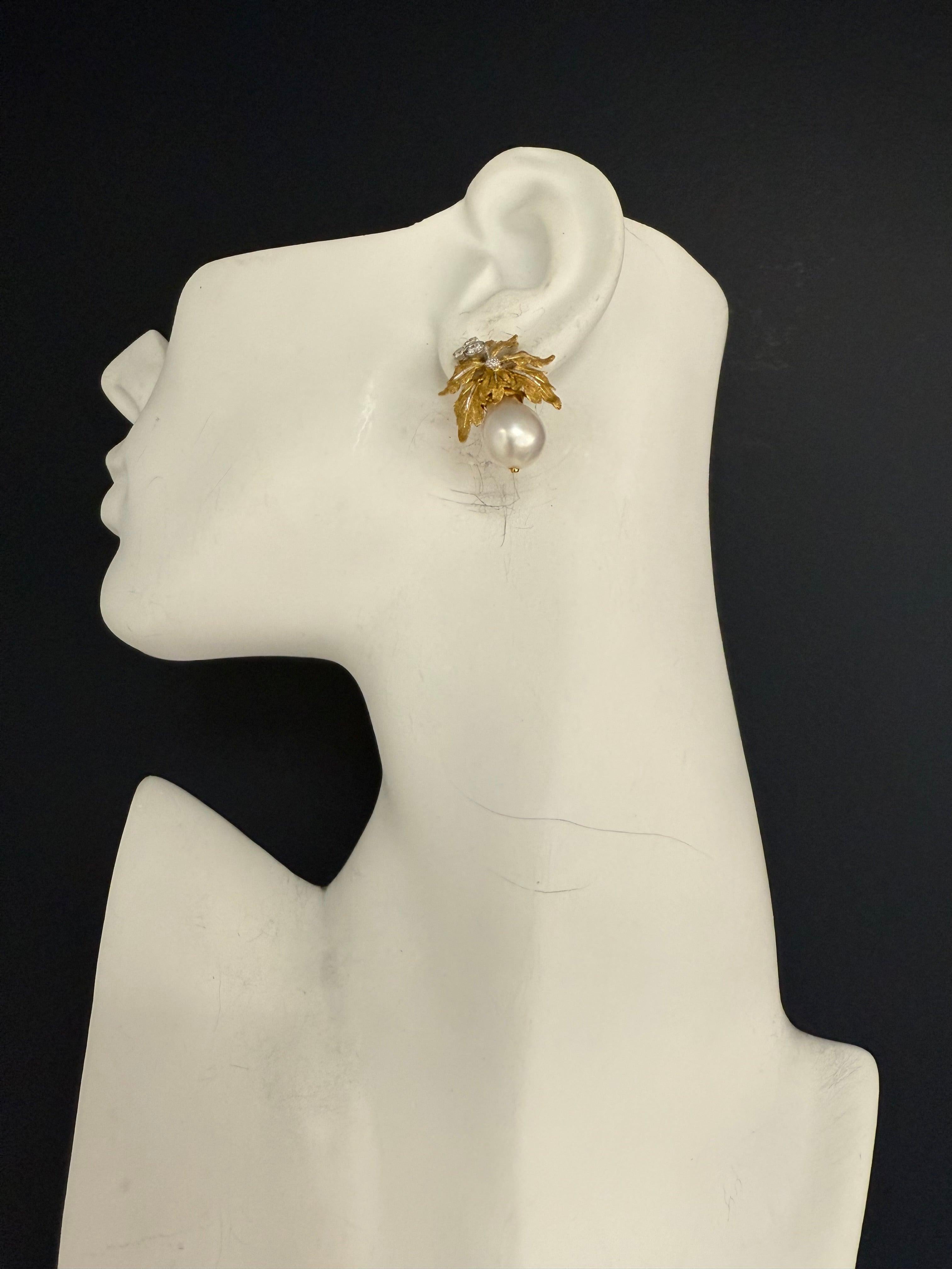 Retro-Gold-Ohrringe mit Naturdiamanten und 11 mm großen Perlenblättern, CIRCA 1970 im Angebot 4