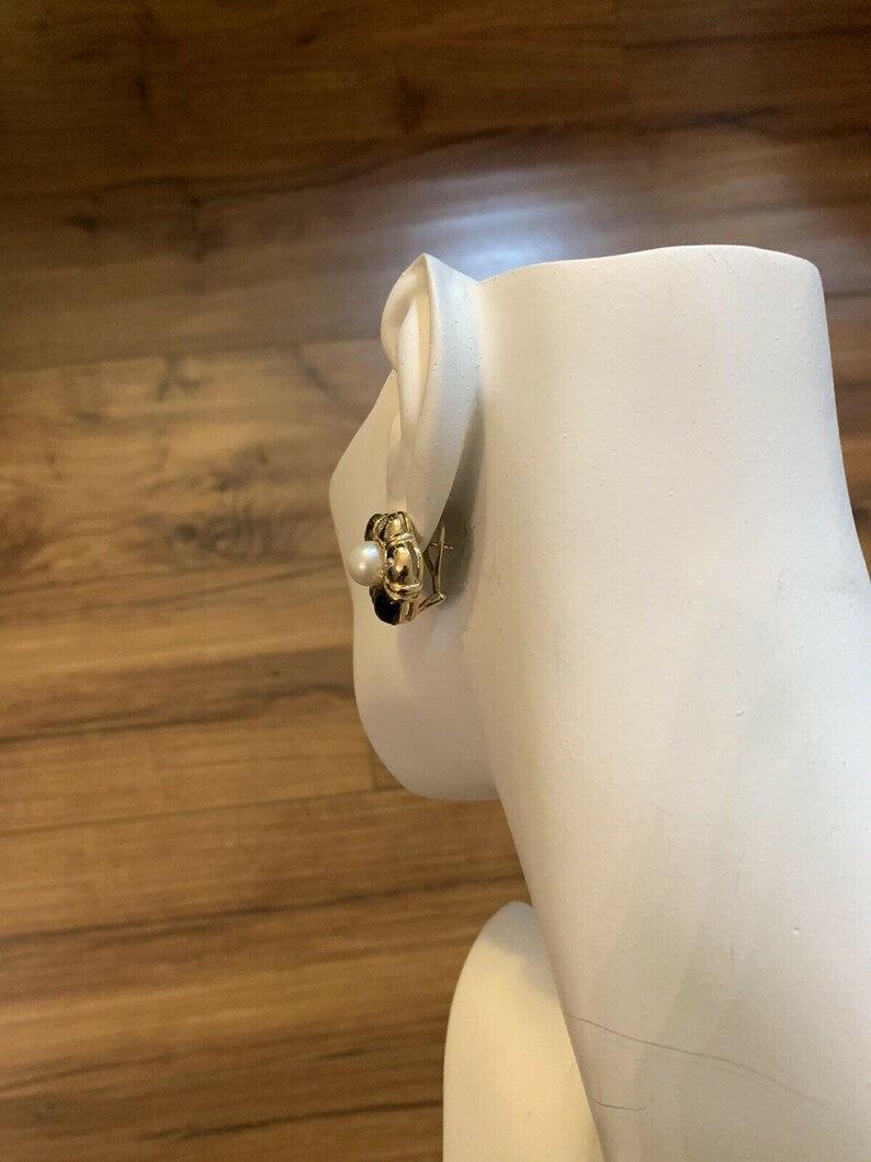Retro Gold Natürliche Marquise Diamant, Onyx & Perle Clip-Ohrringe CIRCA 1980 (Rundschliff) im Angebot