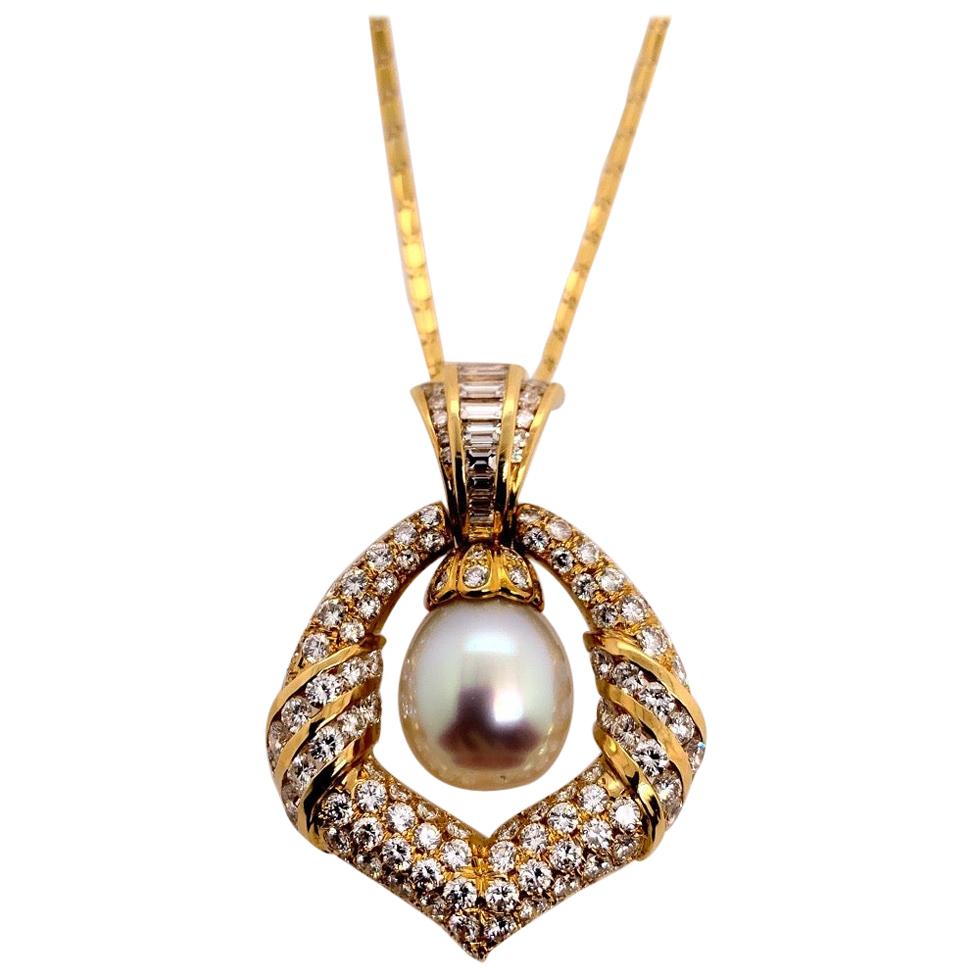 Retro Gold Necklace 7.5 Carat Natural Round Colorless Diamond & Pearl circa 1950 For Sale