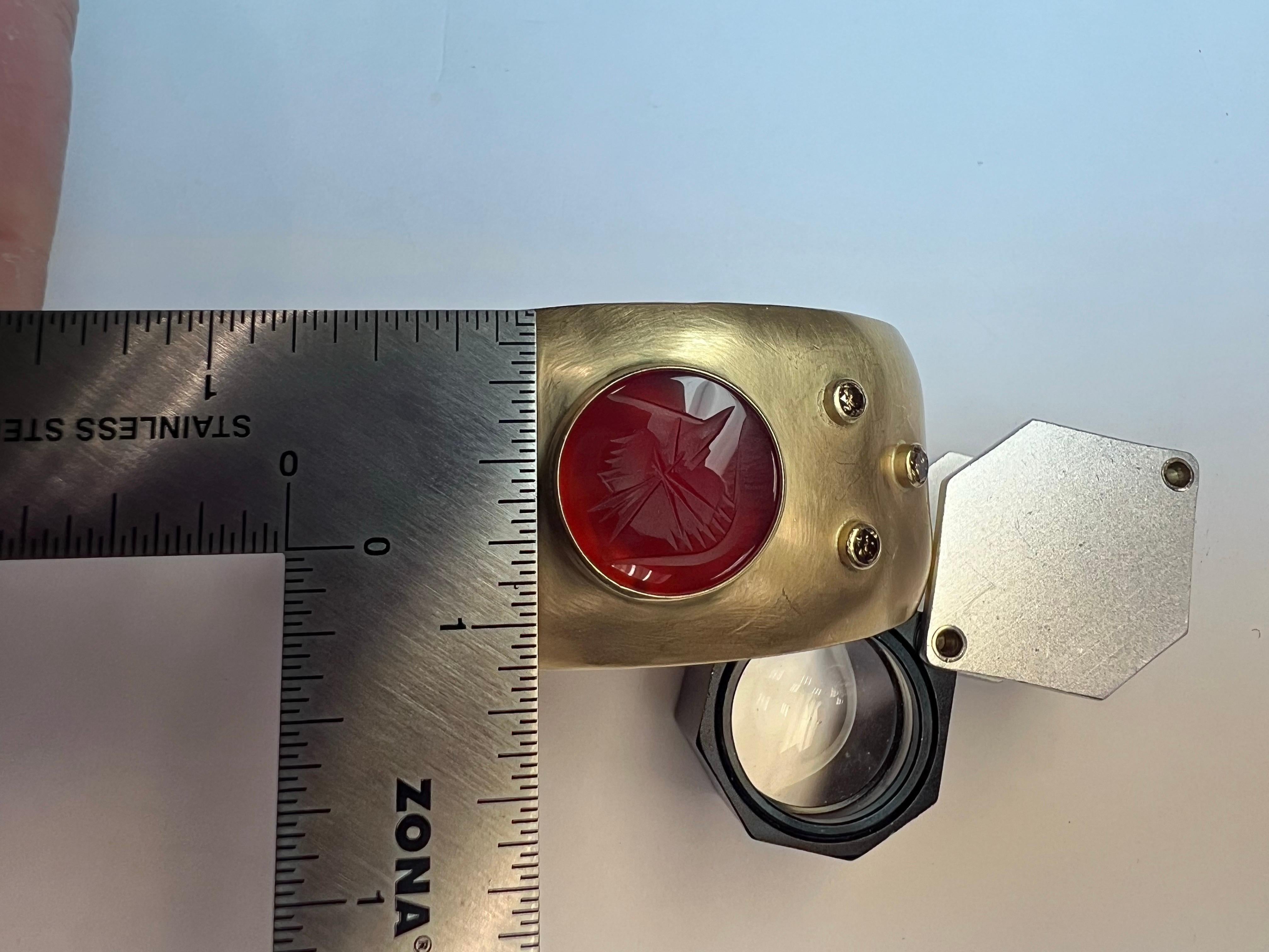 Retro Gold One Carat Natural Brown Diamond Roman Carnelian Intaglio Bangle Cuff en vente 1