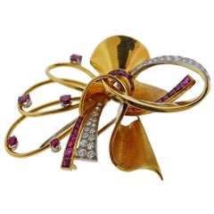 Vintage Gold Platinum Ruby Diamond Brooch