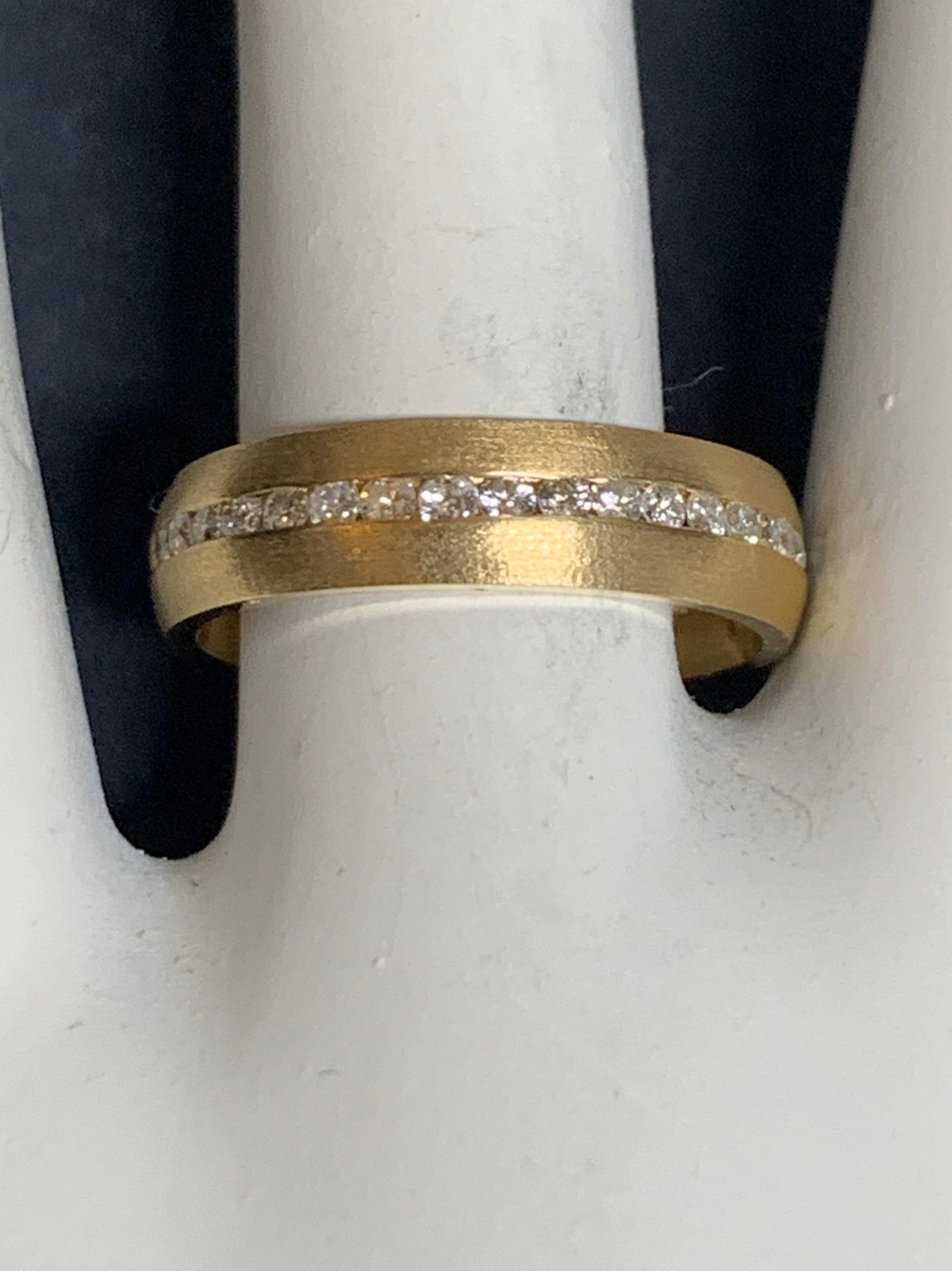 Retro Retro-Verlobungsring aus Gold mit 0,75 Karat natürlichem Diamant, um 1950 Damen im Angebot